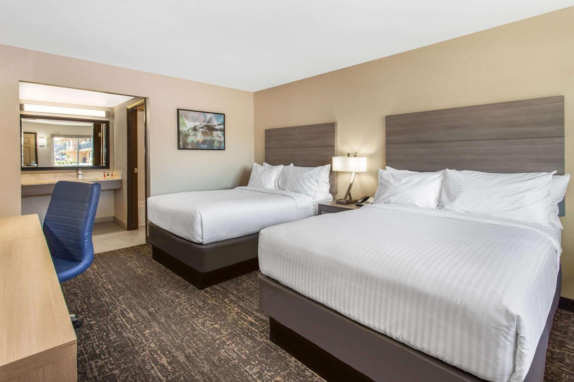 Days Inn Merced / Yosemite Area gallery photo in Merced, CA — image 16