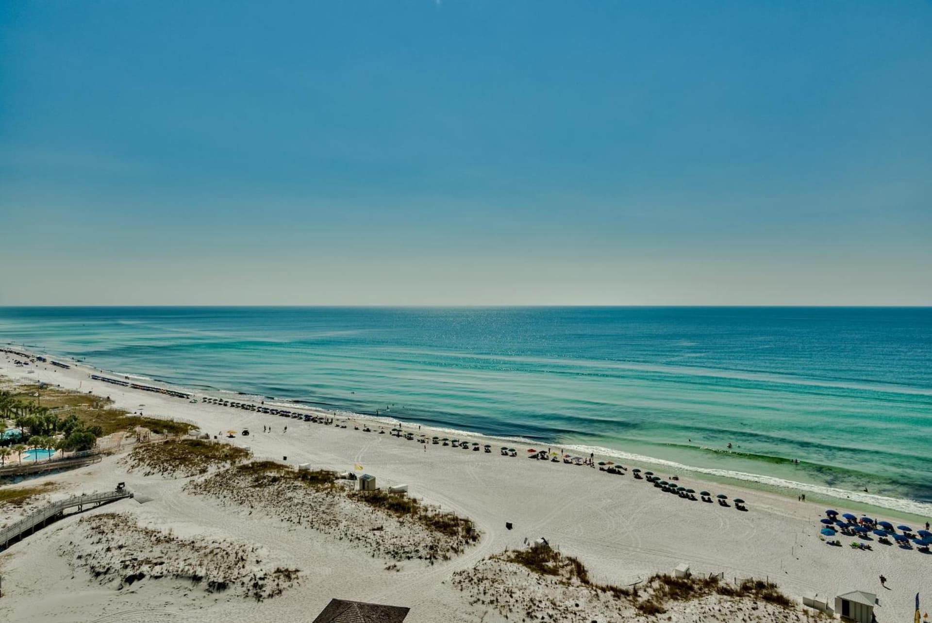 Pelican Beach Resort Destin property views in Destin, FL — gallery photo 3
