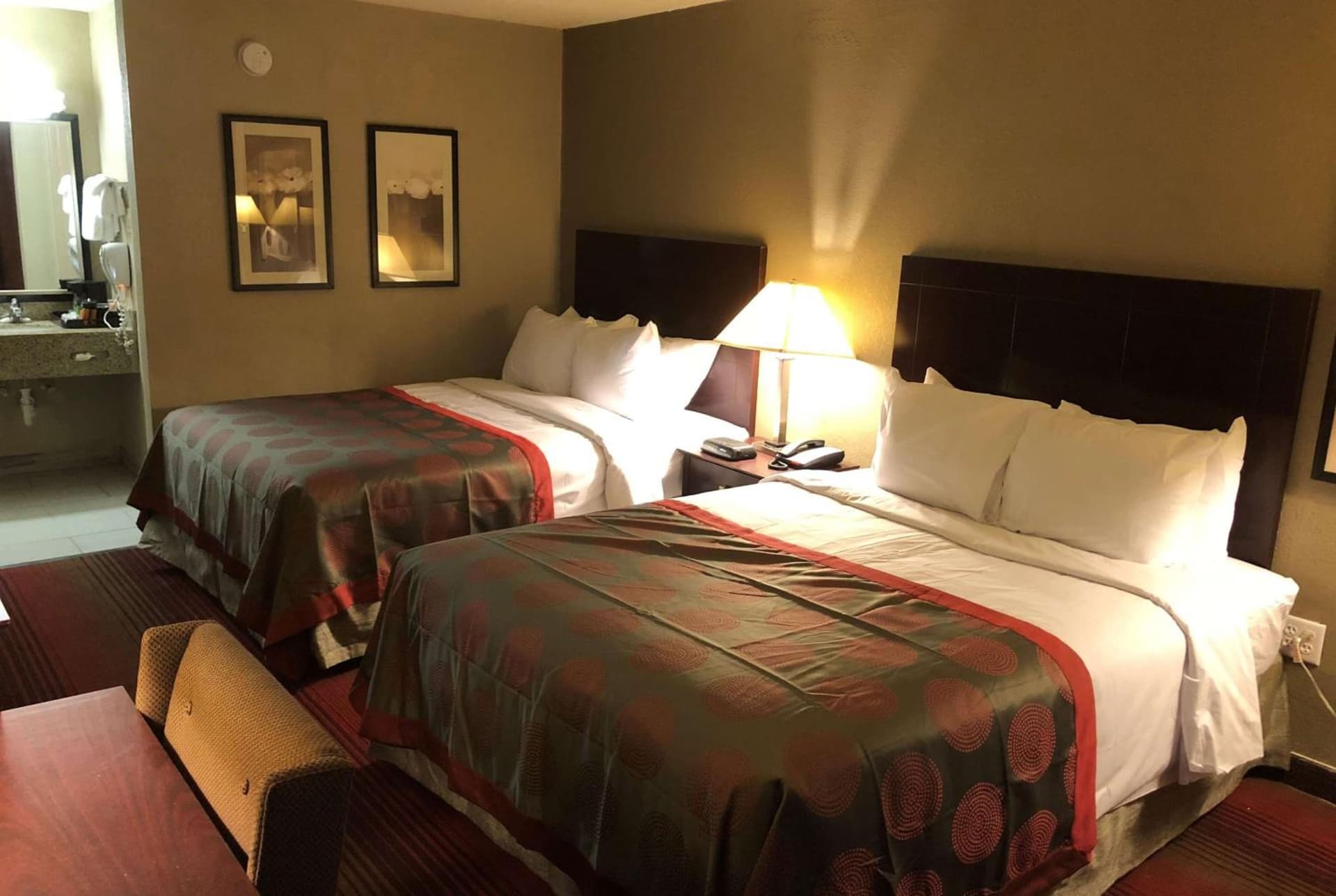 Michigan City Inn interior in Michigan City, IN — gallery photo 2