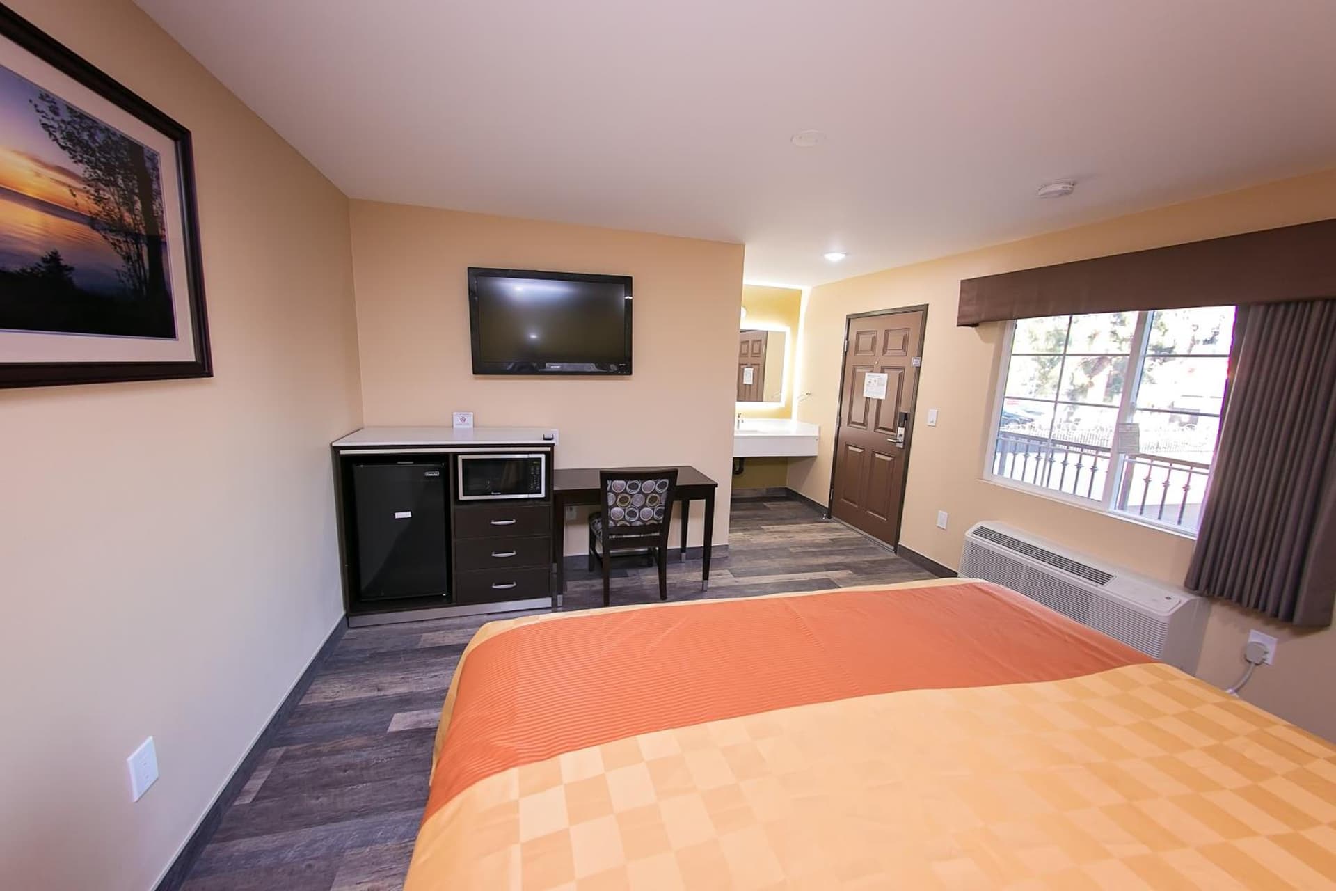 GAREY MOTEL gallery photo in Pomona, CA — image 4