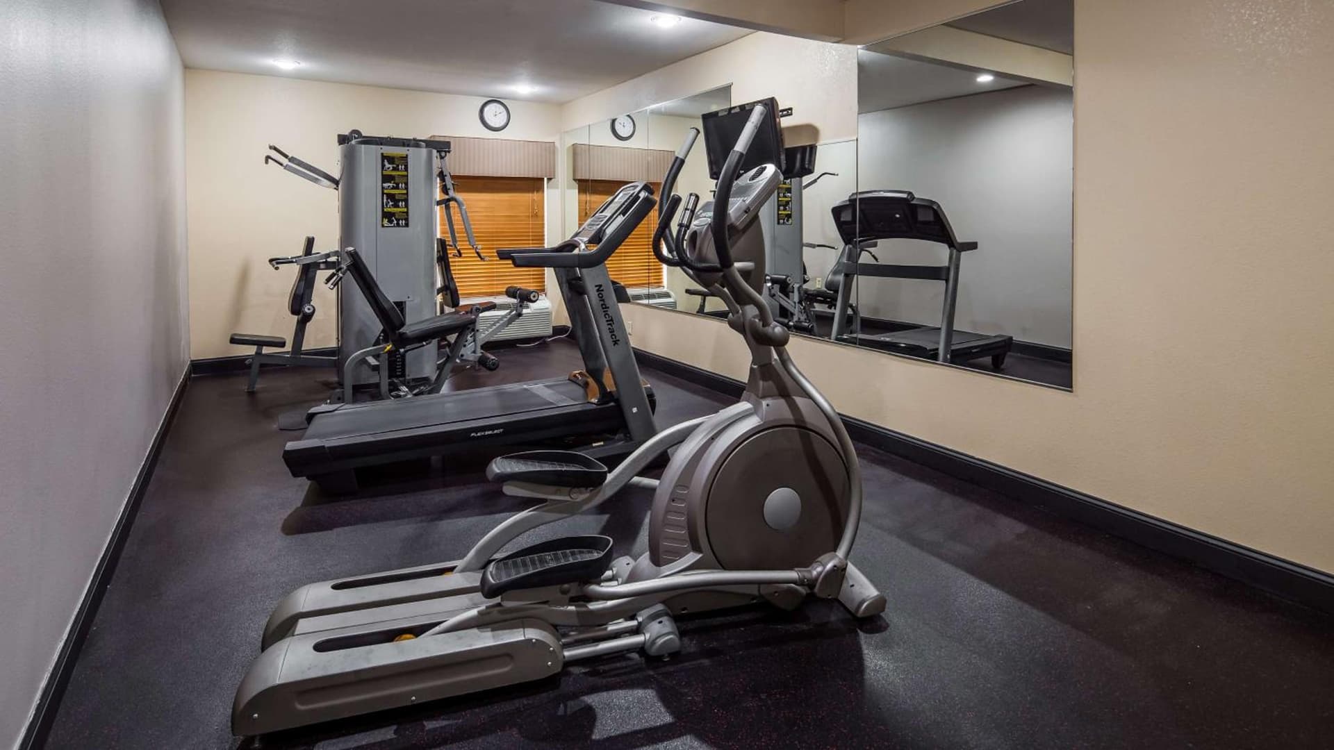 Best Western Plus Kansas City Airport - KCI East gallery photo in Kansas City, KS — image 33