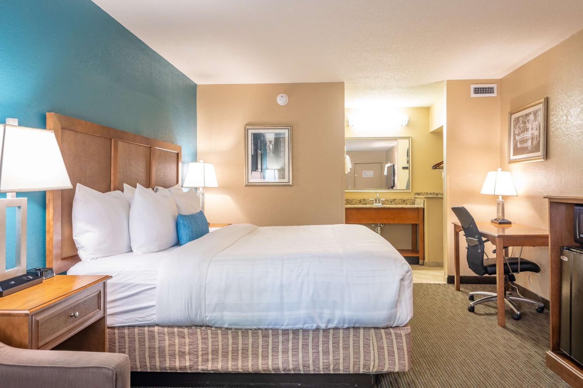 Best Western Charleston Inn gallery photo in Charleston, SC — image 28