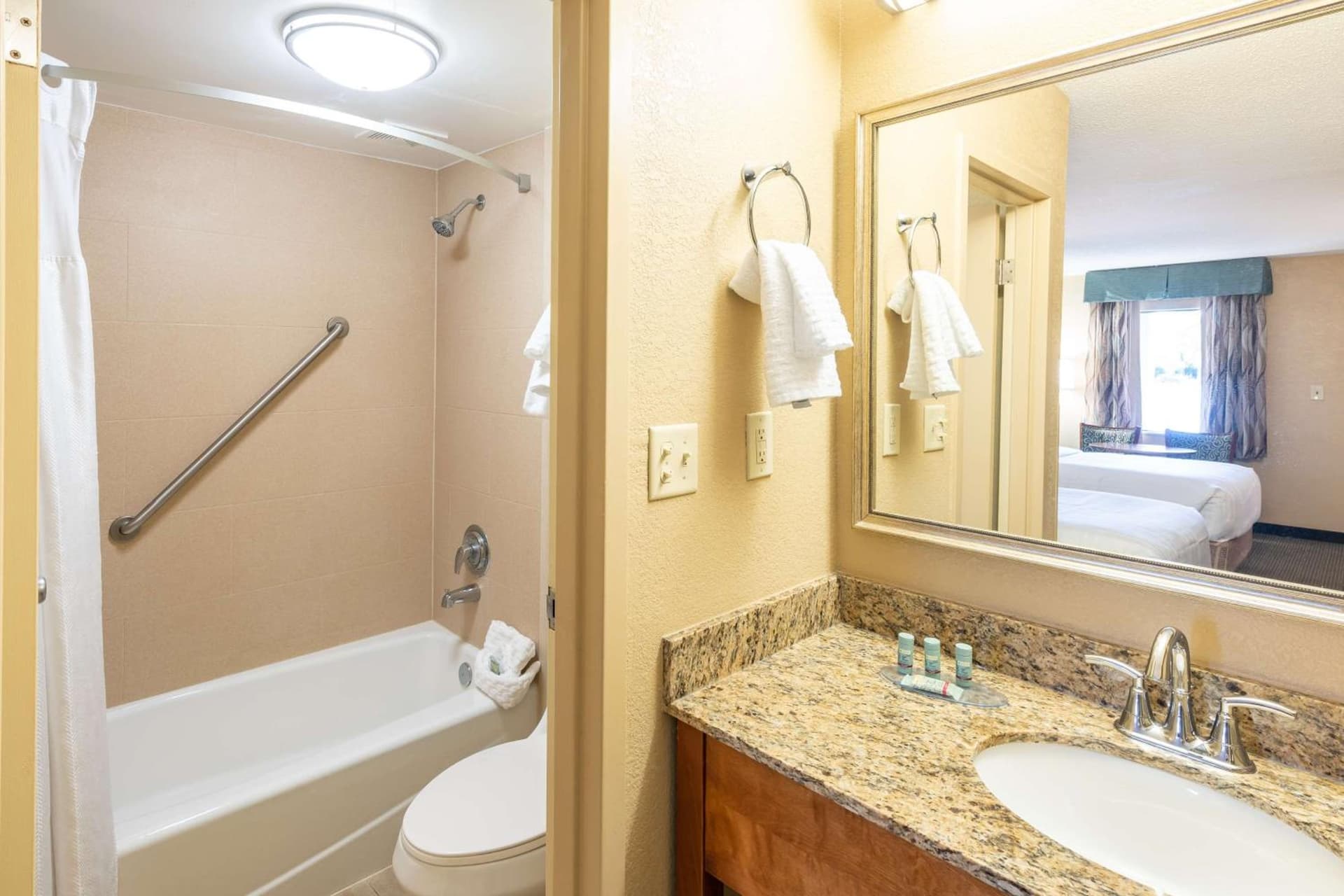 Best Western Charleston Inn gallery photo in Charleston, SC — image 58