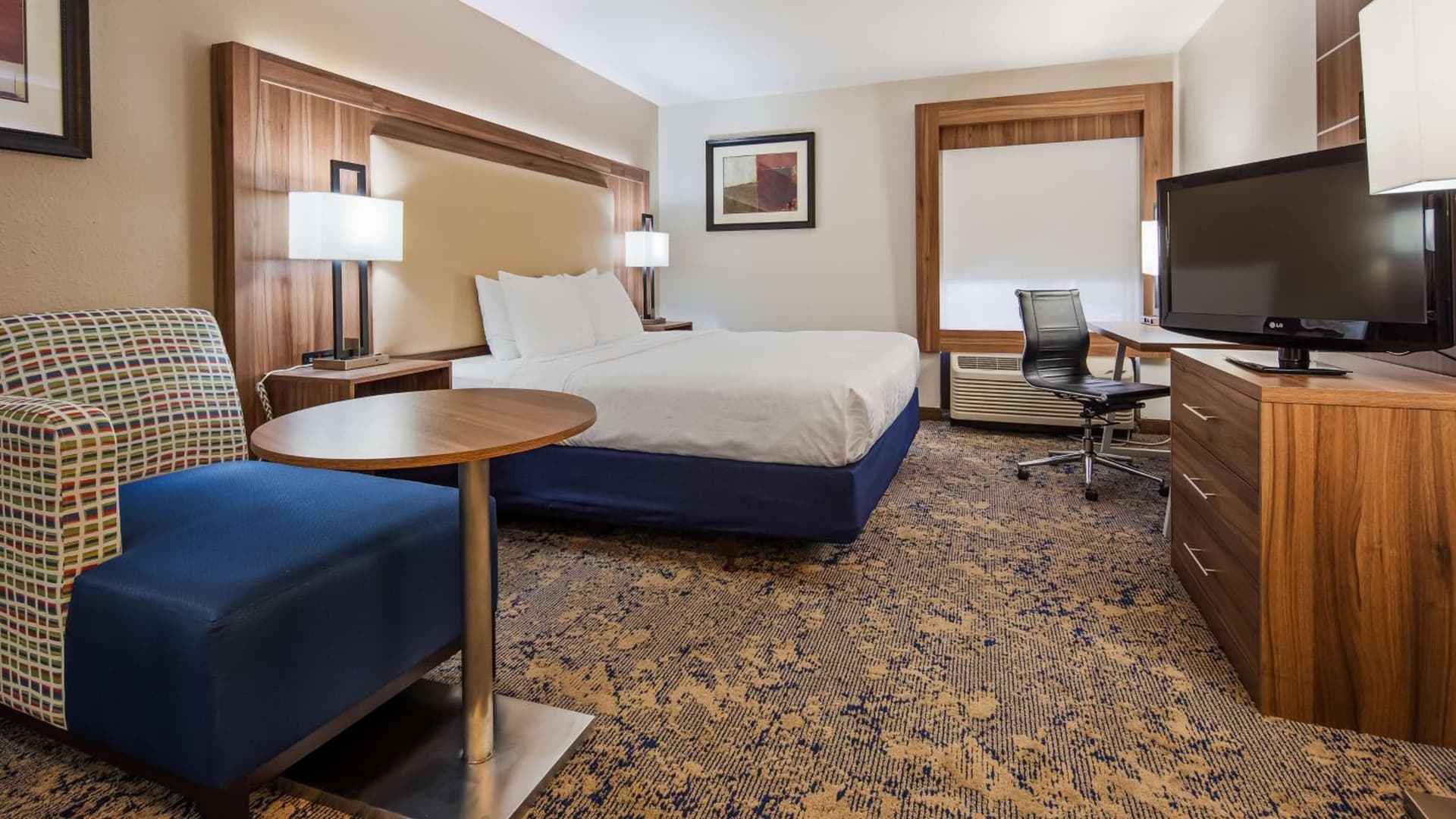 Best Western Plus Kansas City Airport - KCI East gallery photo in Kansas City, KS — image 11