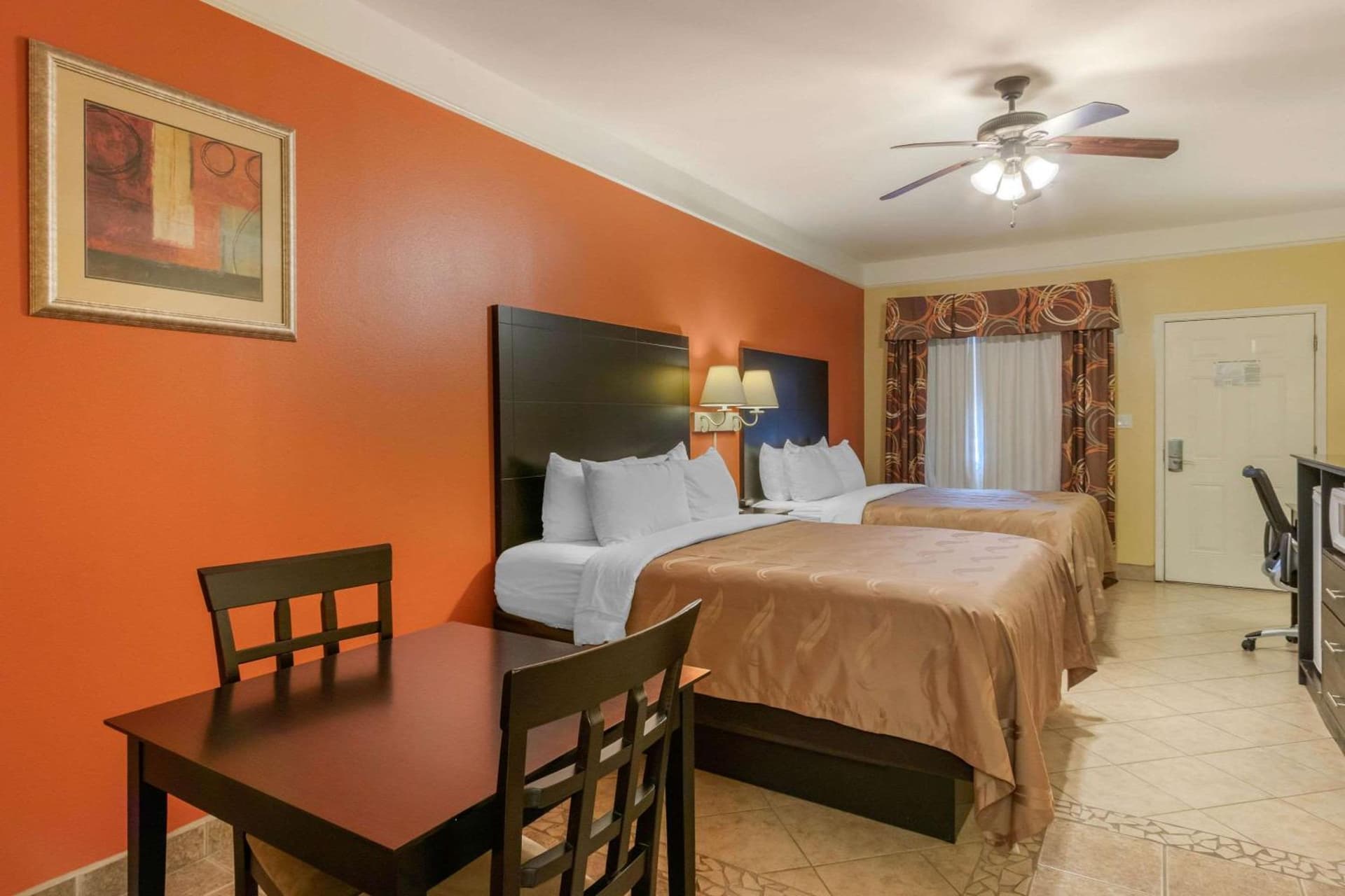 Quality Inn & Suites at The Outlets Mercedes-Weslaco gallery photo in Mercedes, TX — image 27