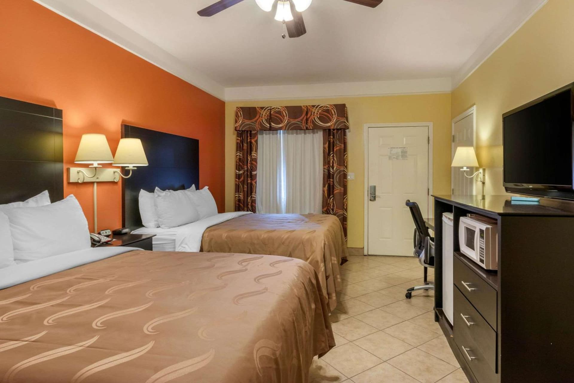 Quality Inn & Suites at The Outlets Mercedes-Weslaco gallery photo in Mercedes, TX — image 22