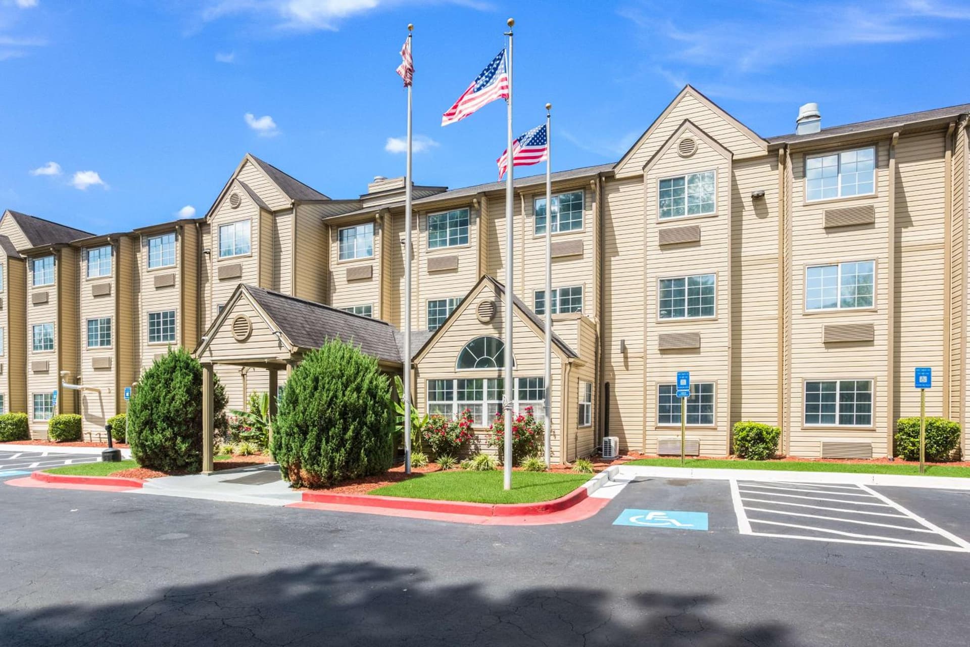 Motel 6-Smyrna, GA - Atlanta featured exterior or lobby in Atlanta, GA — similar hotel