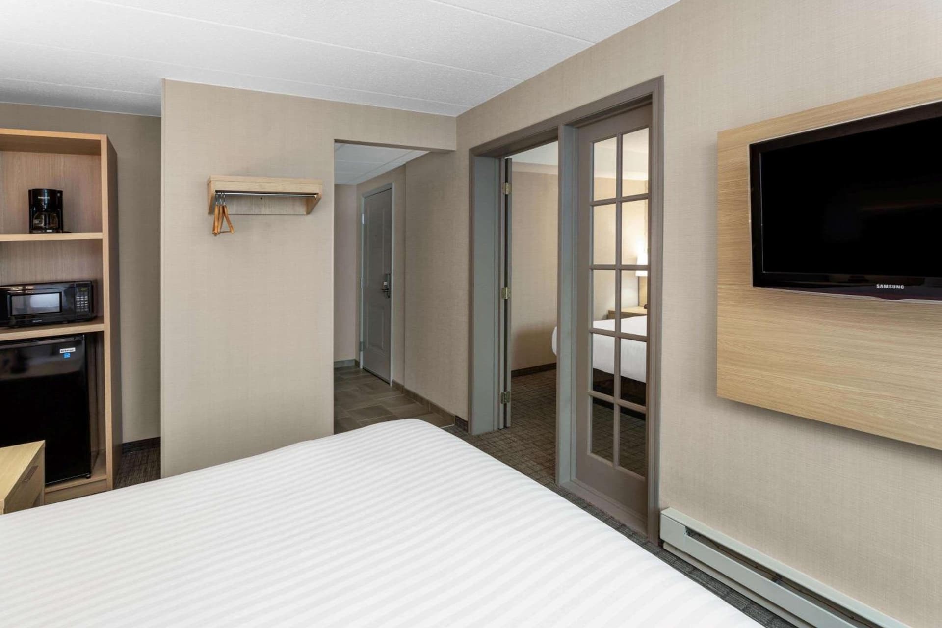 Days Inn & Suites by Wyndham Duluth by the Mall gallery photo in Duluth, MN — image 32