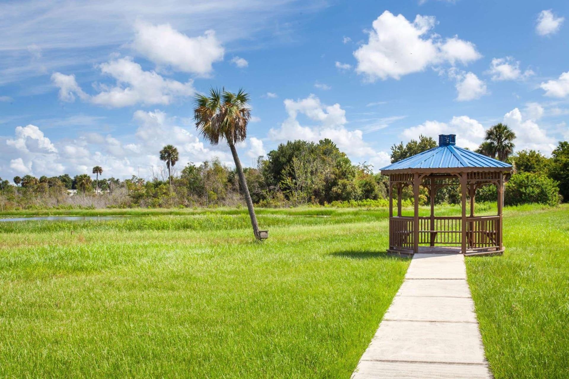 Travelodge by Wyndham Deltona gallery photo in Deltona, FL — image 49