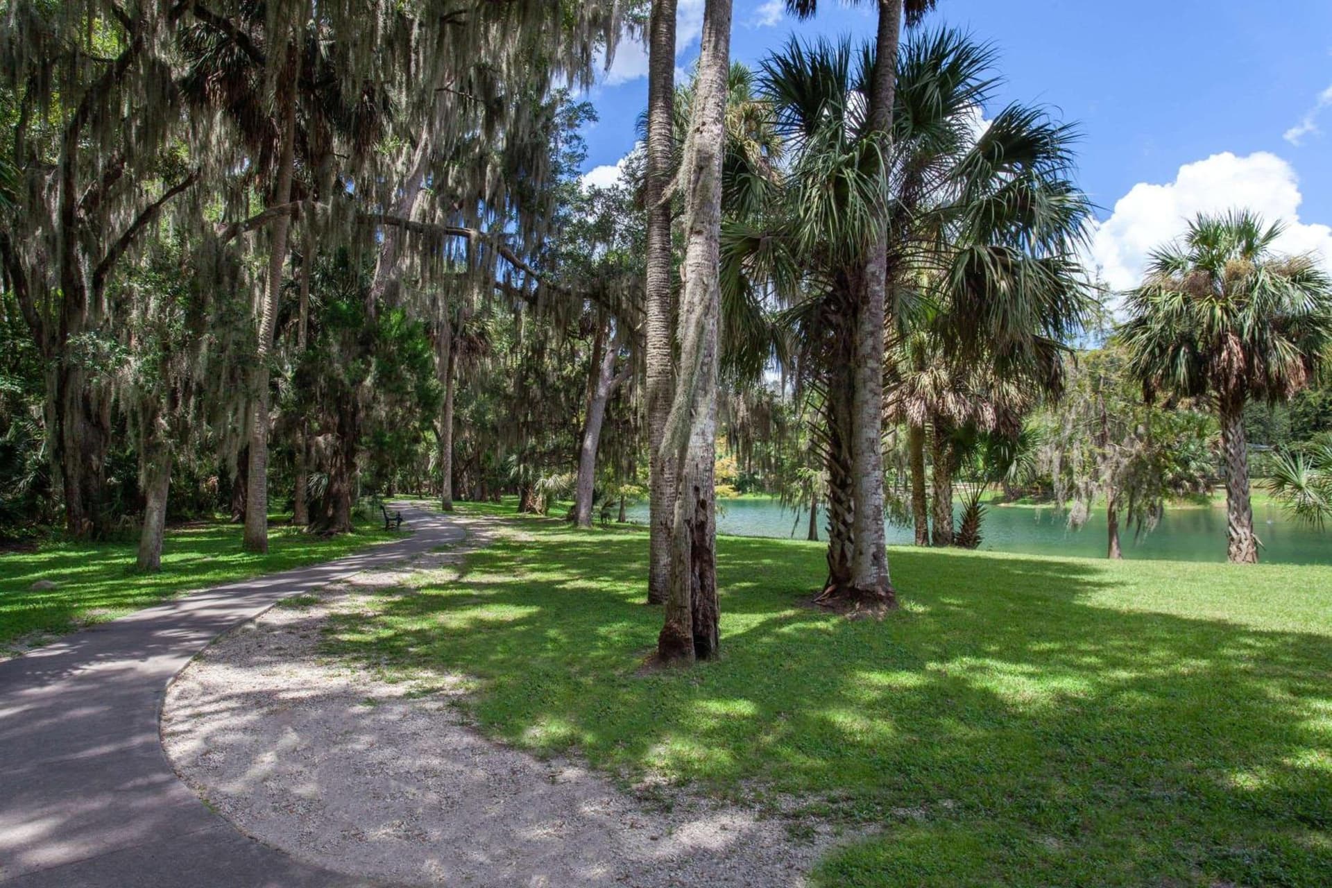 Travelodge by Wyndham Deltona gallery photo in Deltona, FL — image 21