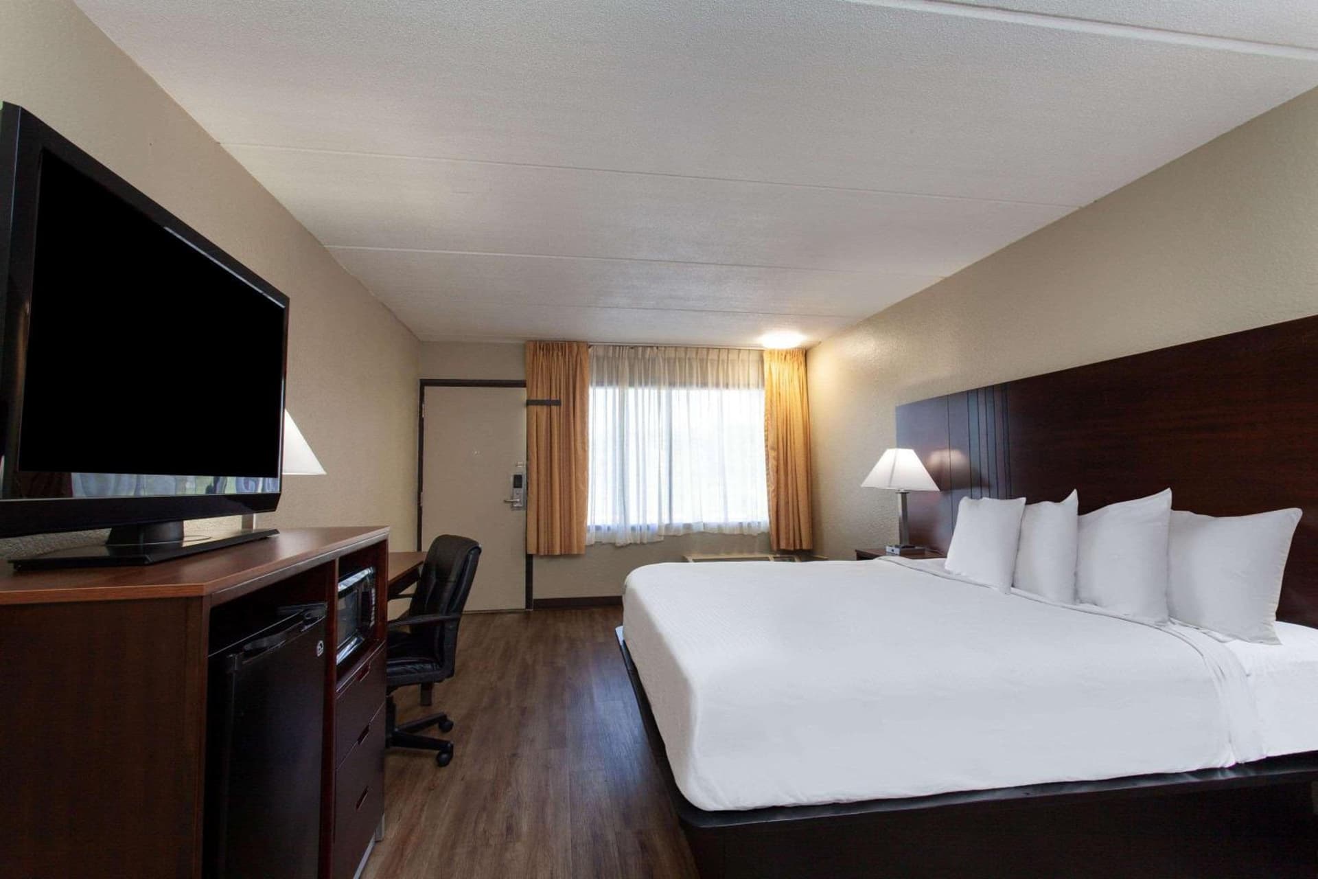 Travelodge by Wyndham Deltona gallery photo in Deltona, FL — image 15