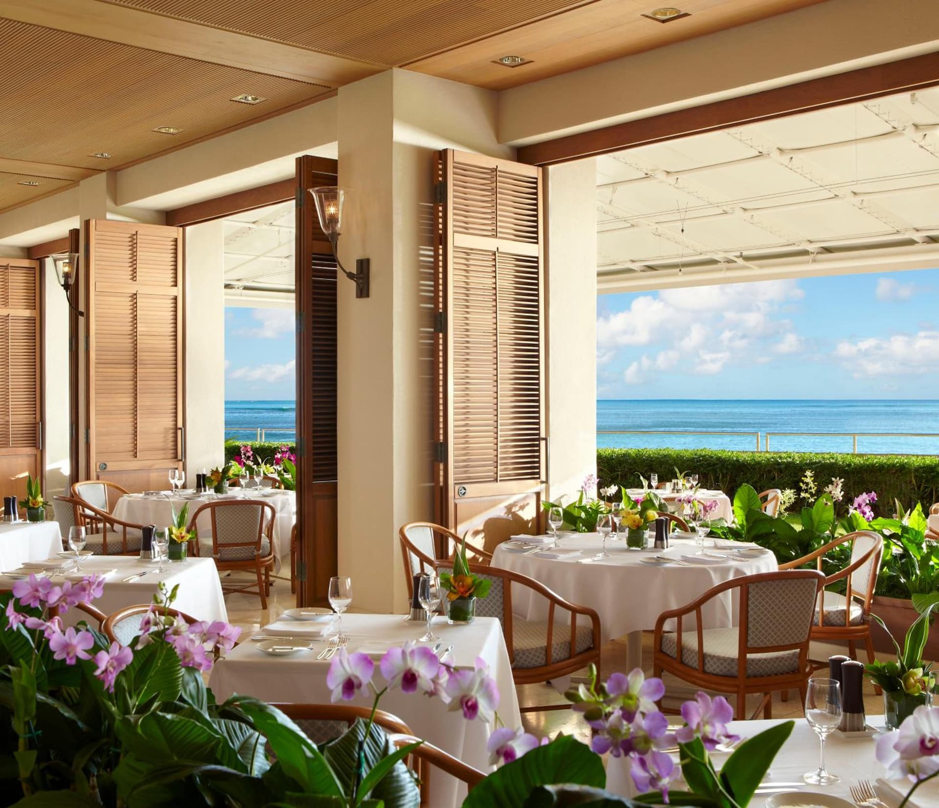 Halekulani - NO RESORT FEE gallery photo in Honolulu, HI — image 19