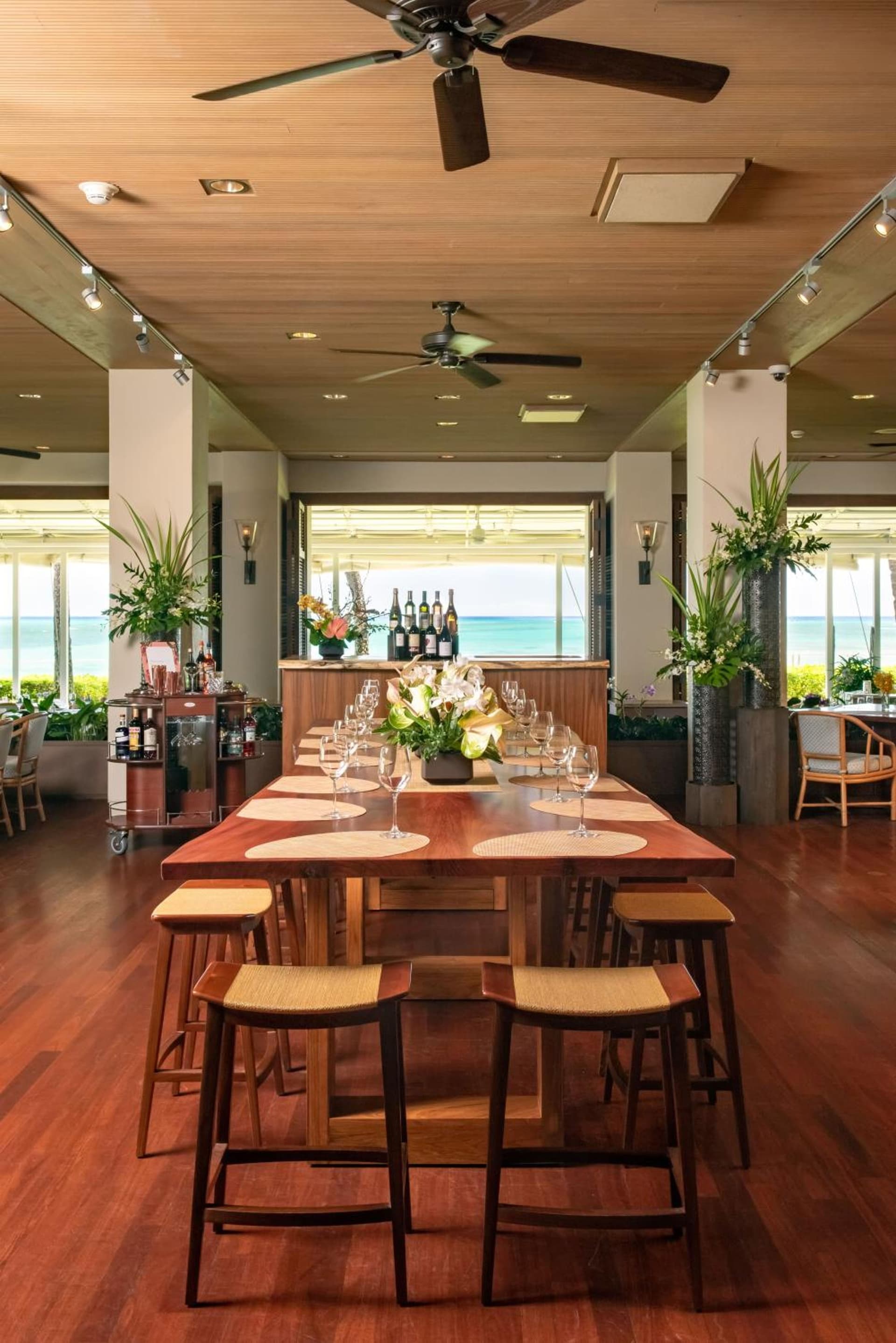 Halekulani - NO RESORT FEE gallery photo in Honolulu, HI — image 20
