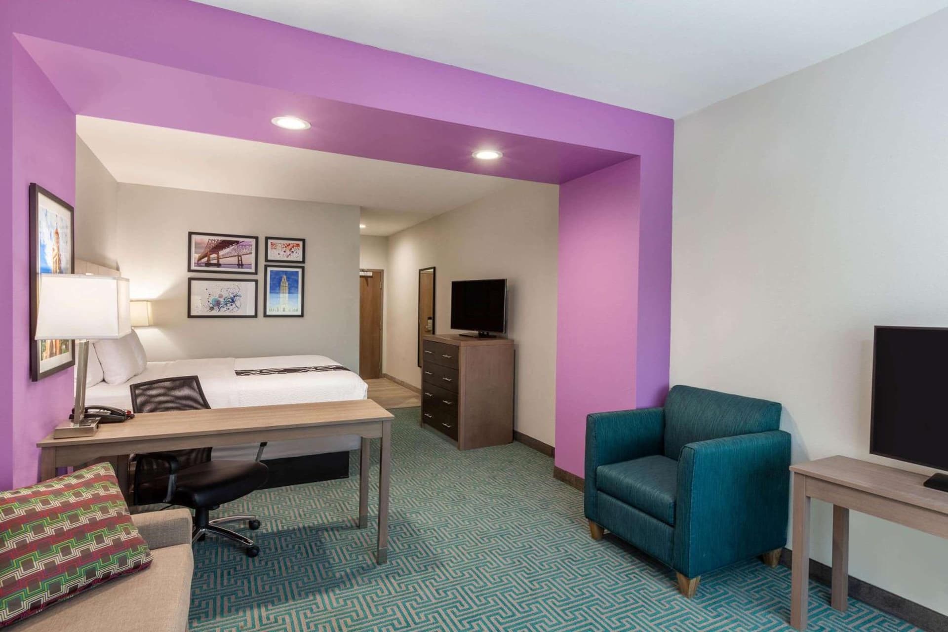 La Quinta Inn & Suites by Wyndham Lafayette Oil Center gallery photo in Lafayette, LA — image 16