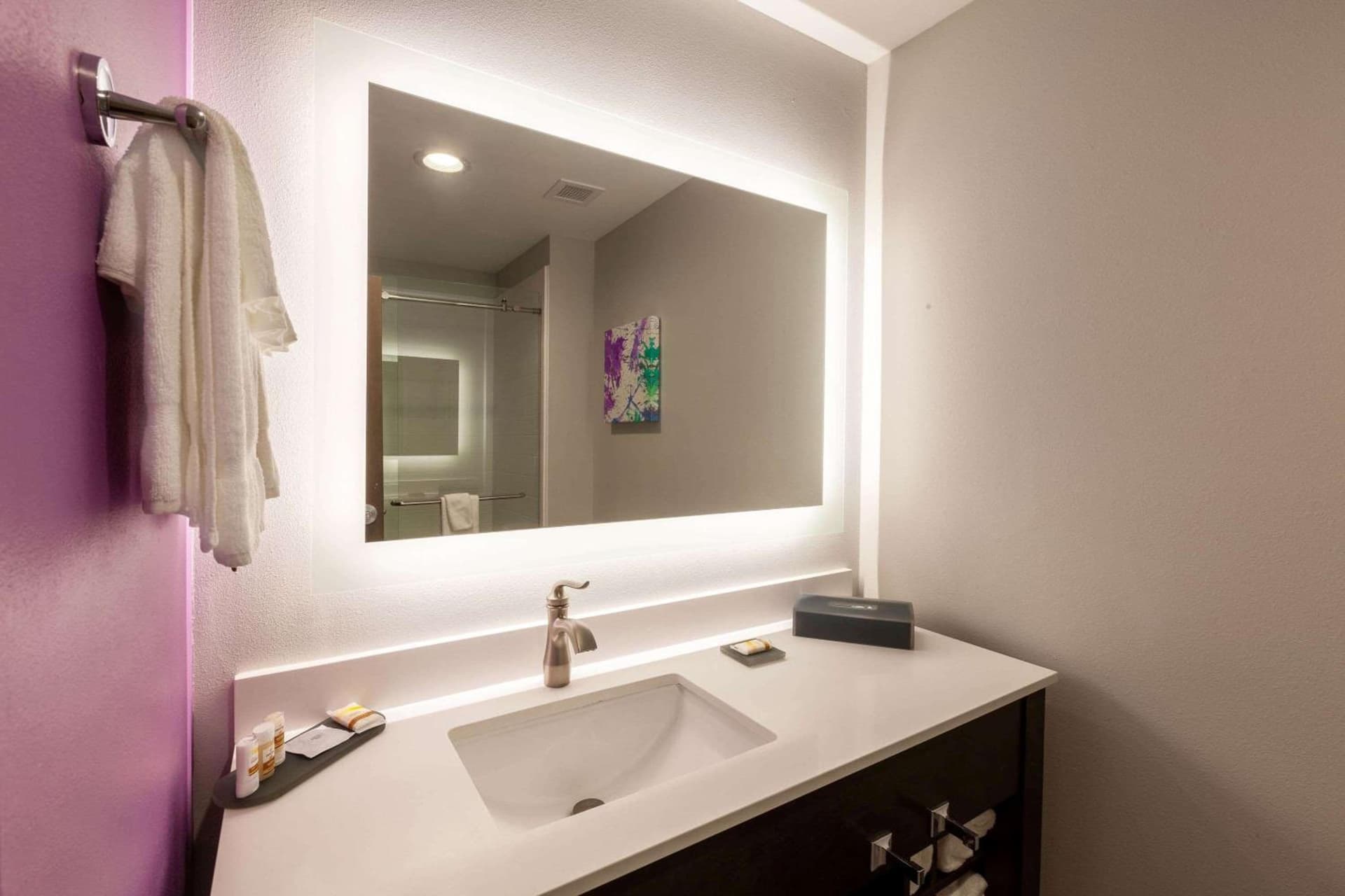 La Quinta Inn & Suites by Wyndham Lafayette Oil Center gallery photo in Lafayette, LA — image 13