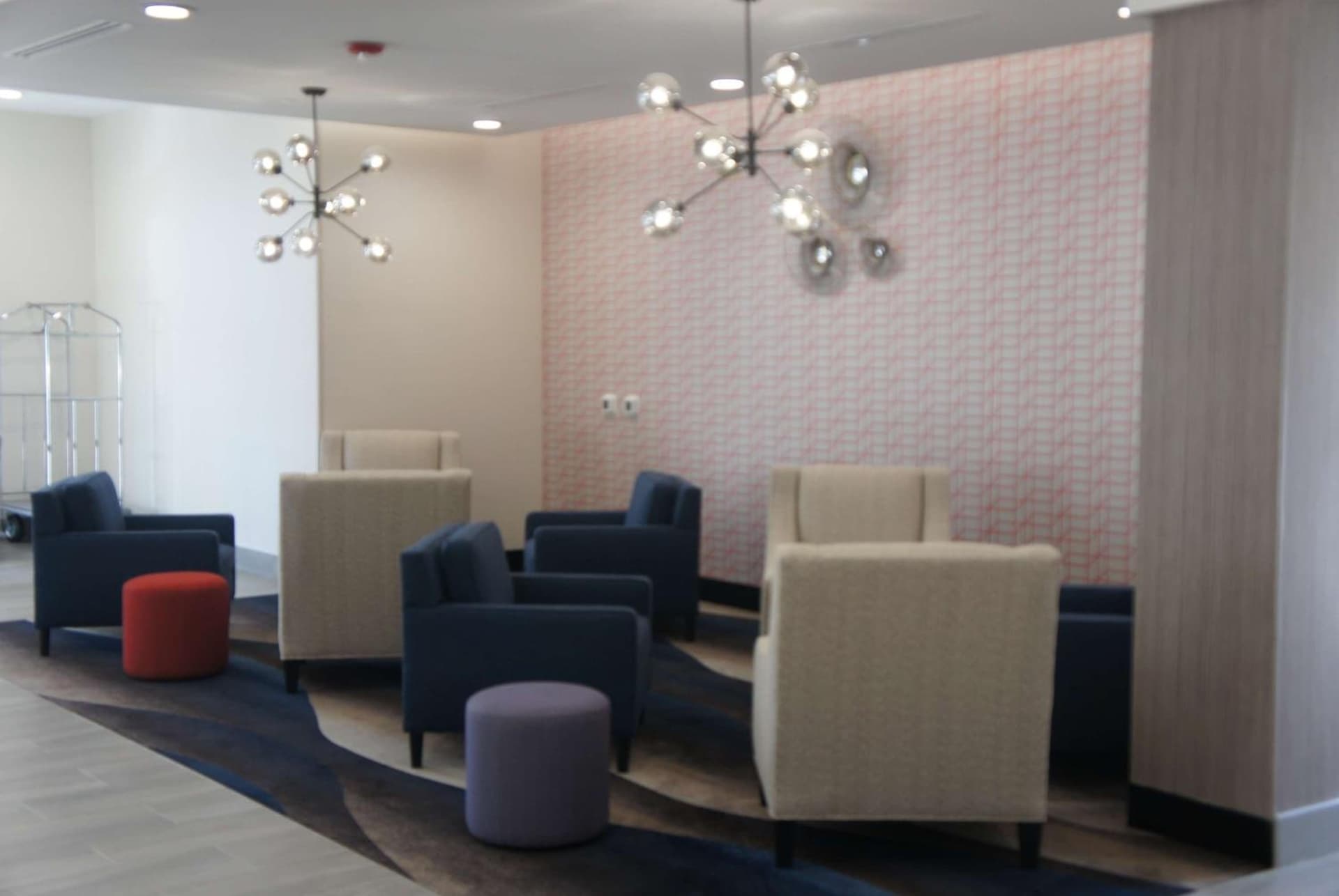 La Quinta Inn & Suites by Wyndham Lafayette Oil Center gallery photo in Lafayette, LA — image 5