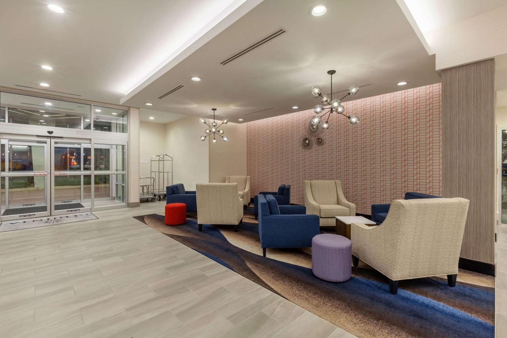 La Quinta Inn & Suites by Wyndham Lafayette Oil Center gallery photo in Lafayette, LA — image 7