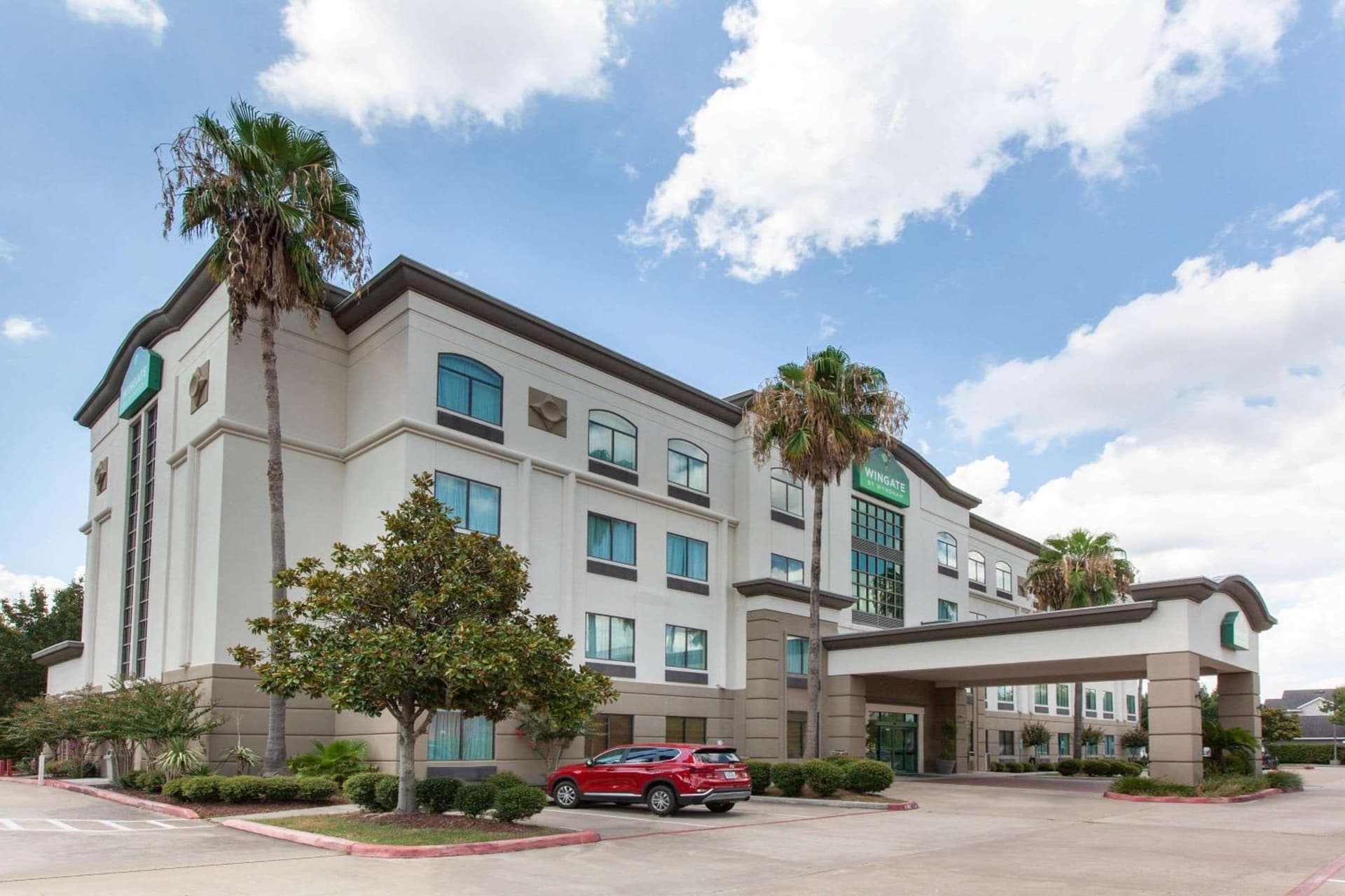 Wingate By Wyndham Houston / Willowbrook interior in Houston, TX — gallery photo 2