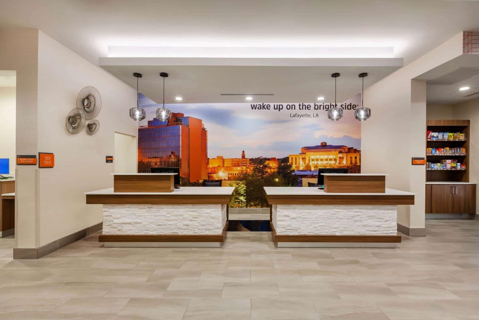 La Quinta Inn & Suites by Wyndham Lafayette Oil Center gallery photo in Lafayette, LA — image 26