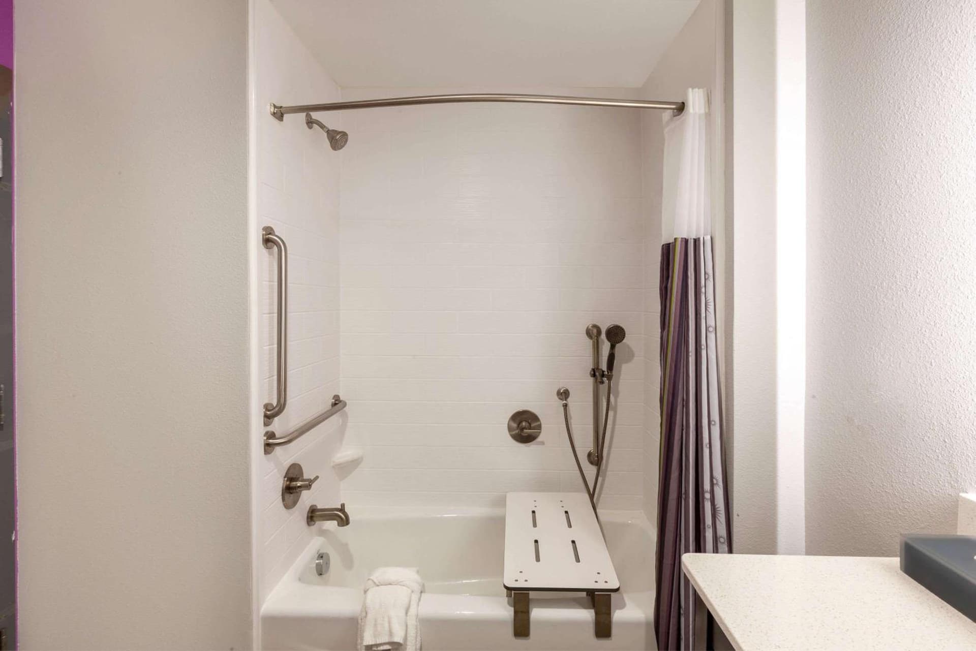 La Quinta Inn & Suites by Wyndham Lafayette Oil Center gallery photo in Lafayette, LA — image 14
