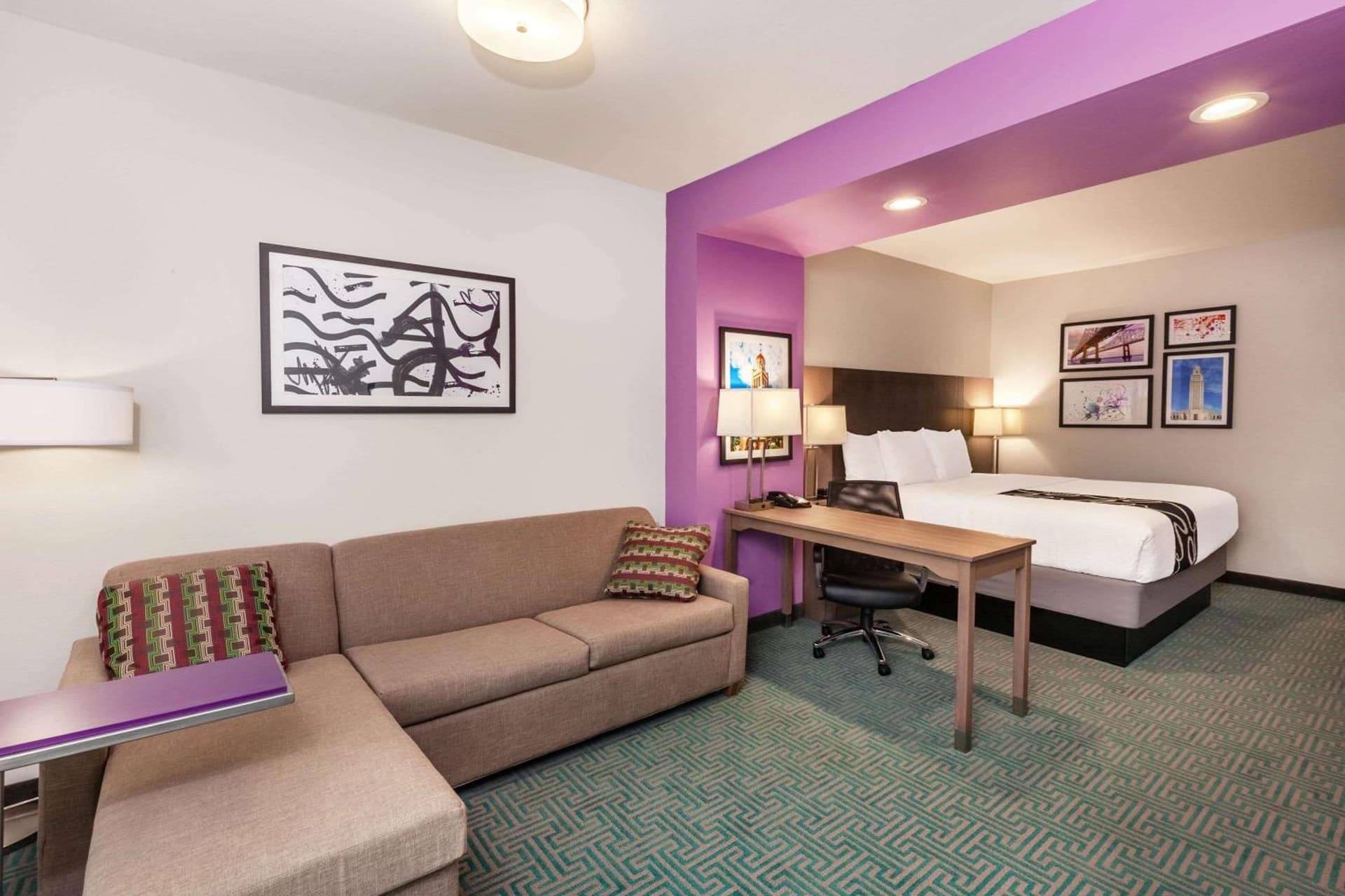 La Quinta Inn & Suites by Wyndham Lafayette Oil Center gallery photo in Lafayette, LA — image 41