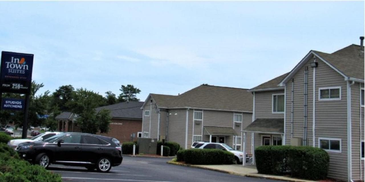 InTown Suites Extended Stay Atlanta GA - Forest Park interior in Forest Park, GA — gallery photo 2