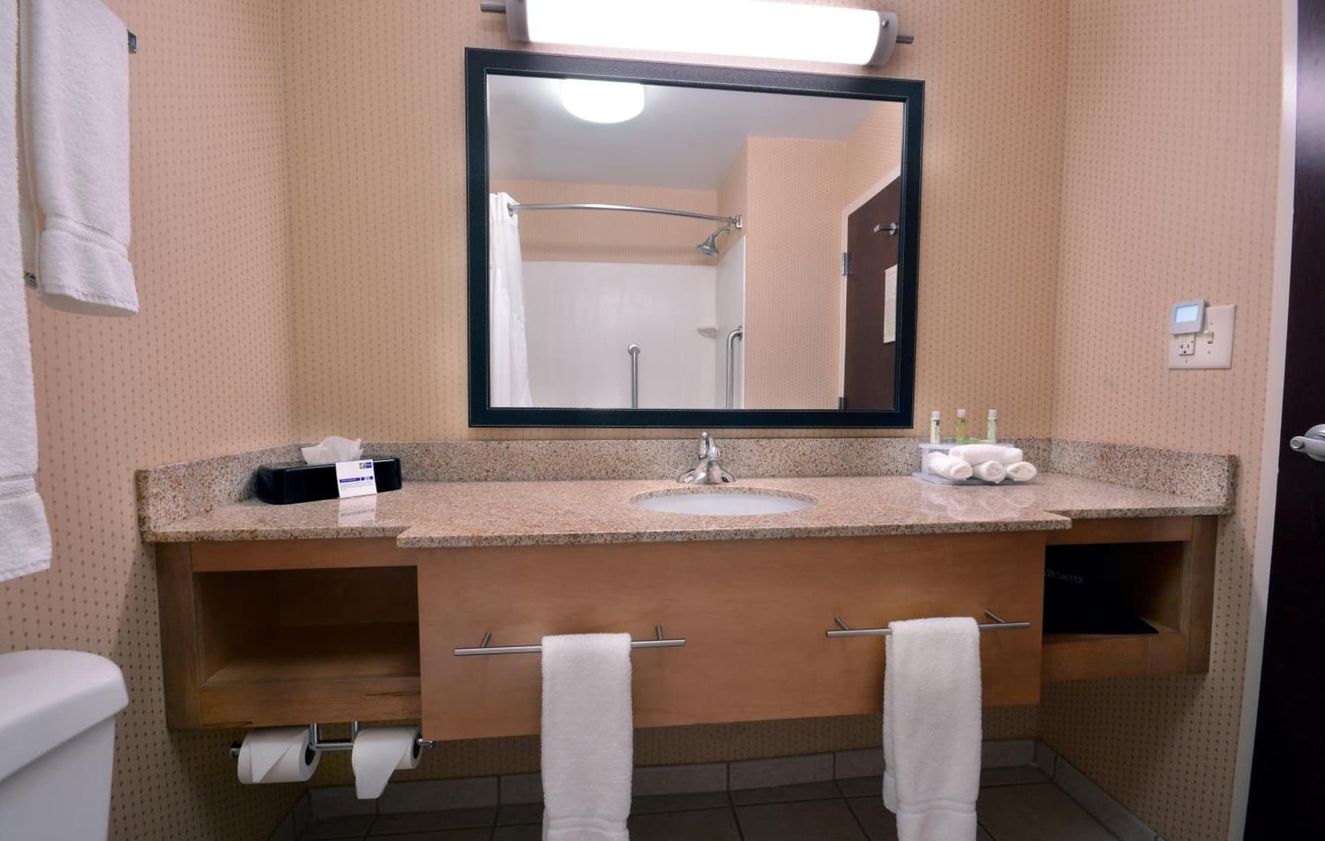 Holiday Inn Express Hotel & Suites High Point South by IHG gallery photo in Archdale, NC — image 24