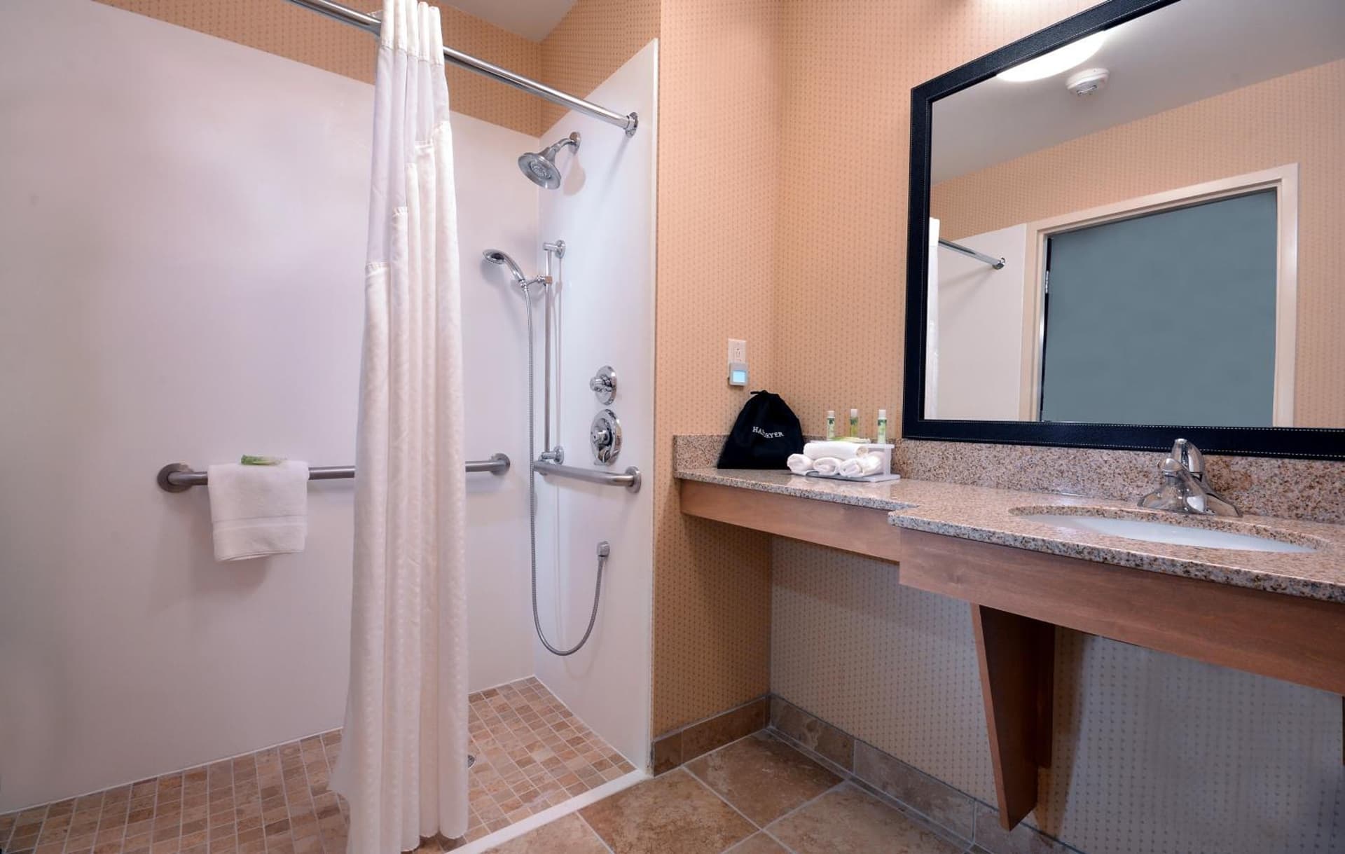 Holiday Inn Express Hotel & Suites High Point South by IHG gallery photo in Archdale, NC — image 17