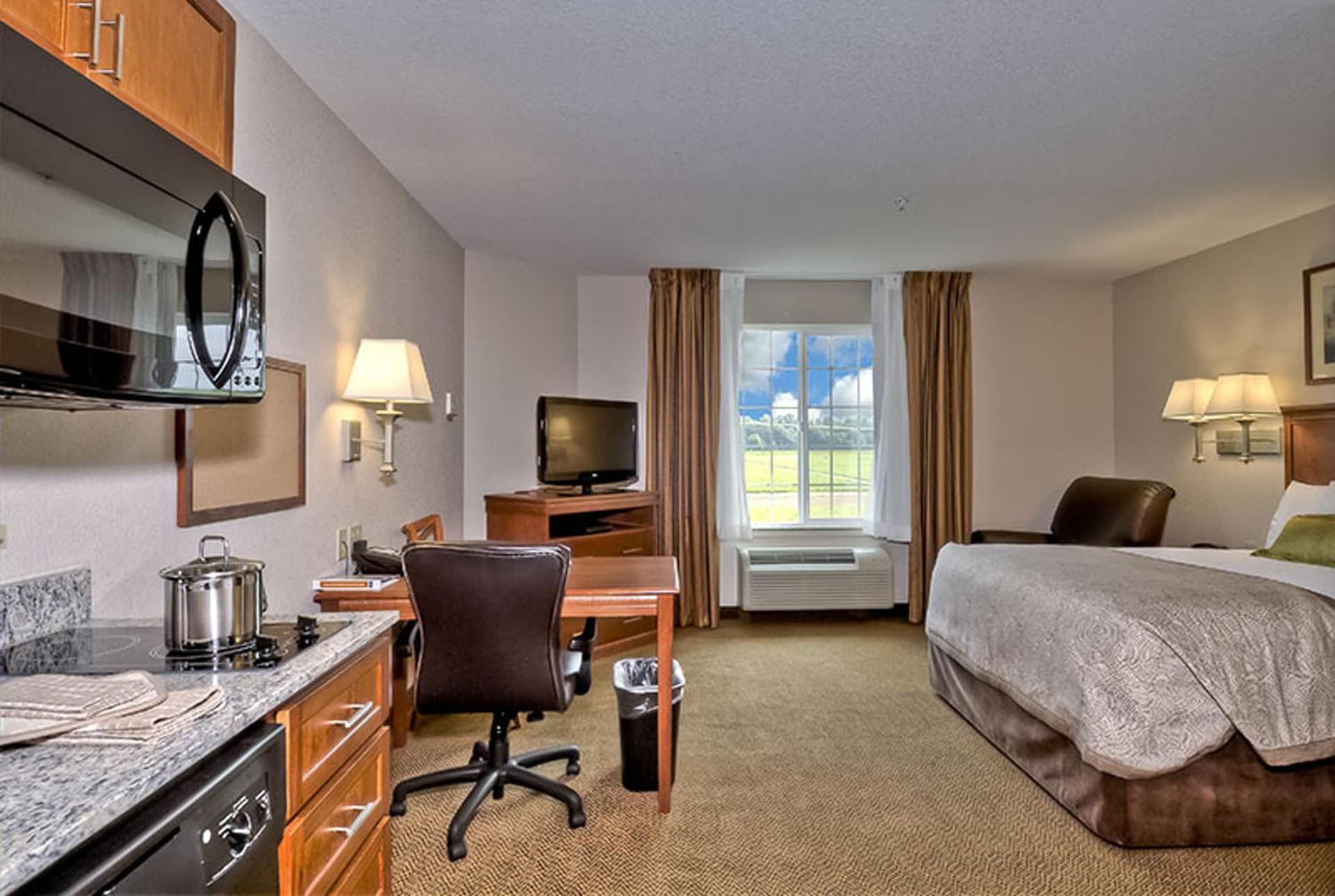 Candlewood Suites Burlington by IHG gallery photo in Burlington, WA — image 4