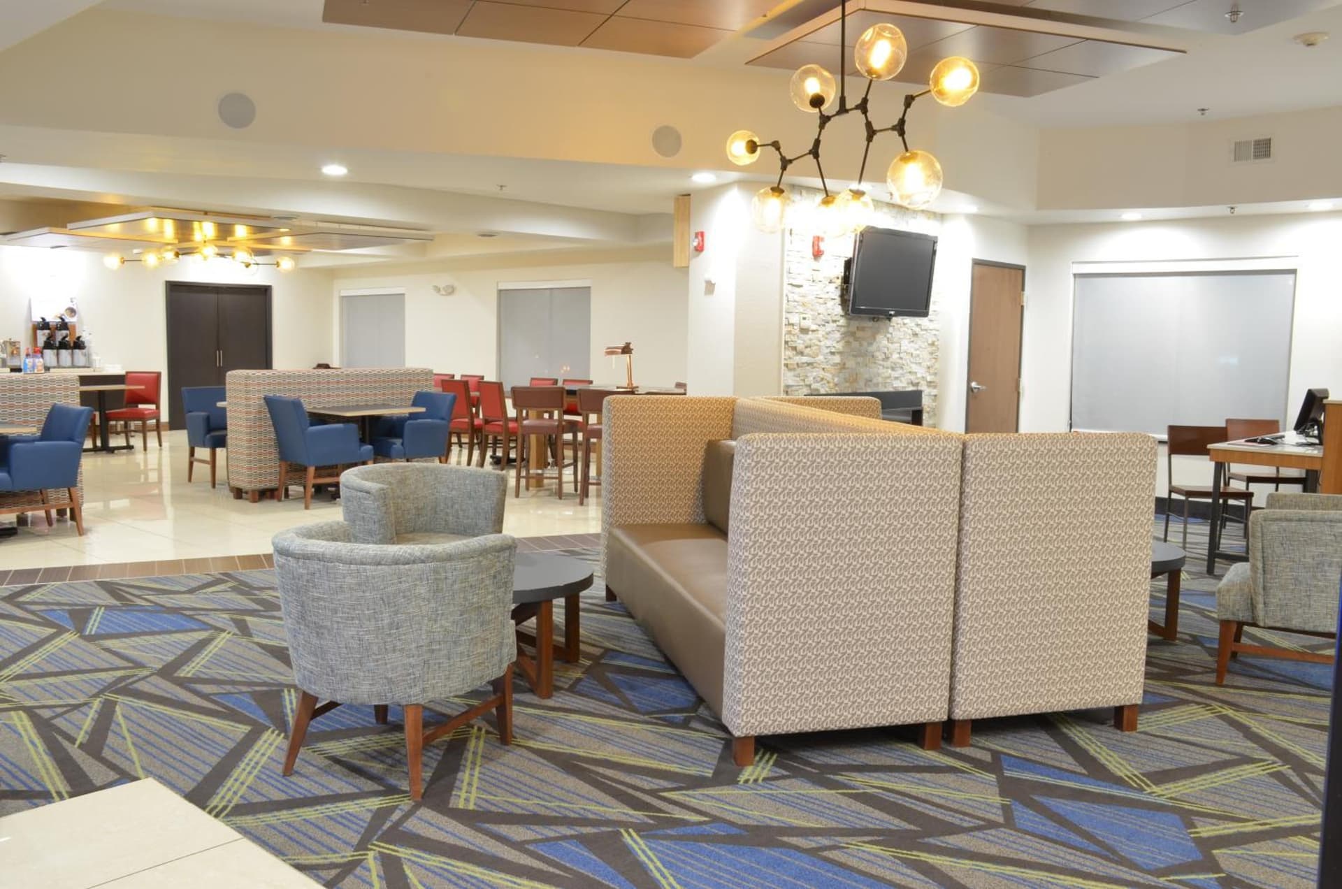 Holiday Inn Express- Waterloo/Cedar Falls by IHG gallery photo in Waterloo, IA — image 21