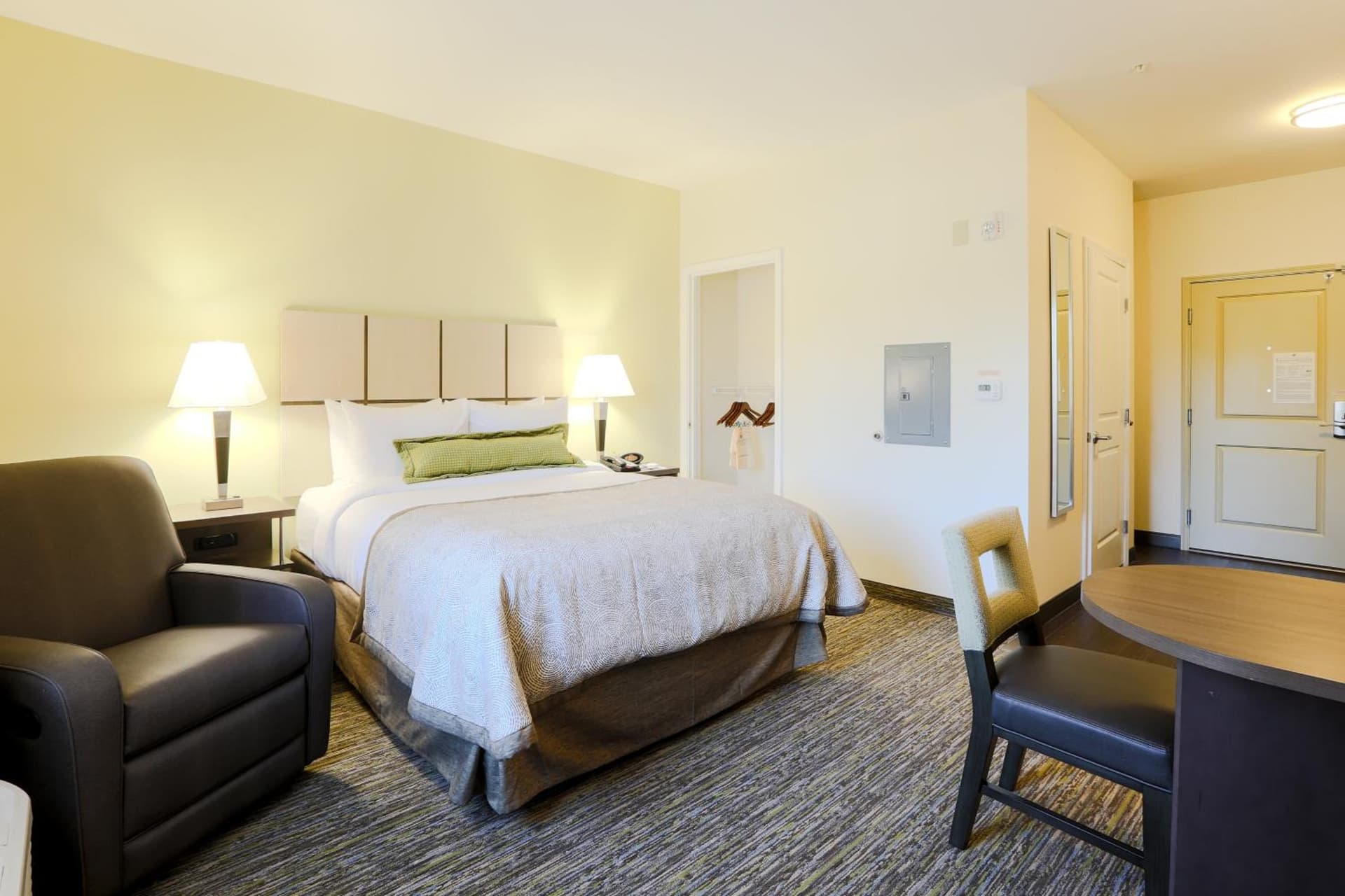 Candlewood Suites Auburn by IHG property views in Auburn, AL — gallery photo 3