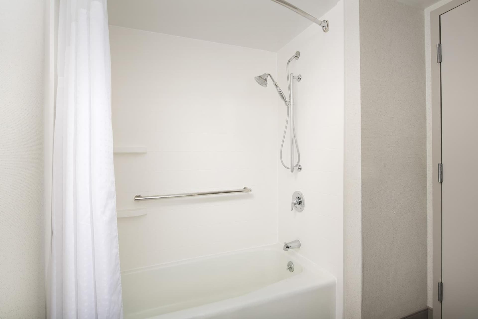 Holiday Inn Express Andover North - Lawrence by IHG gallery photo in Lawrence, MA — image 45