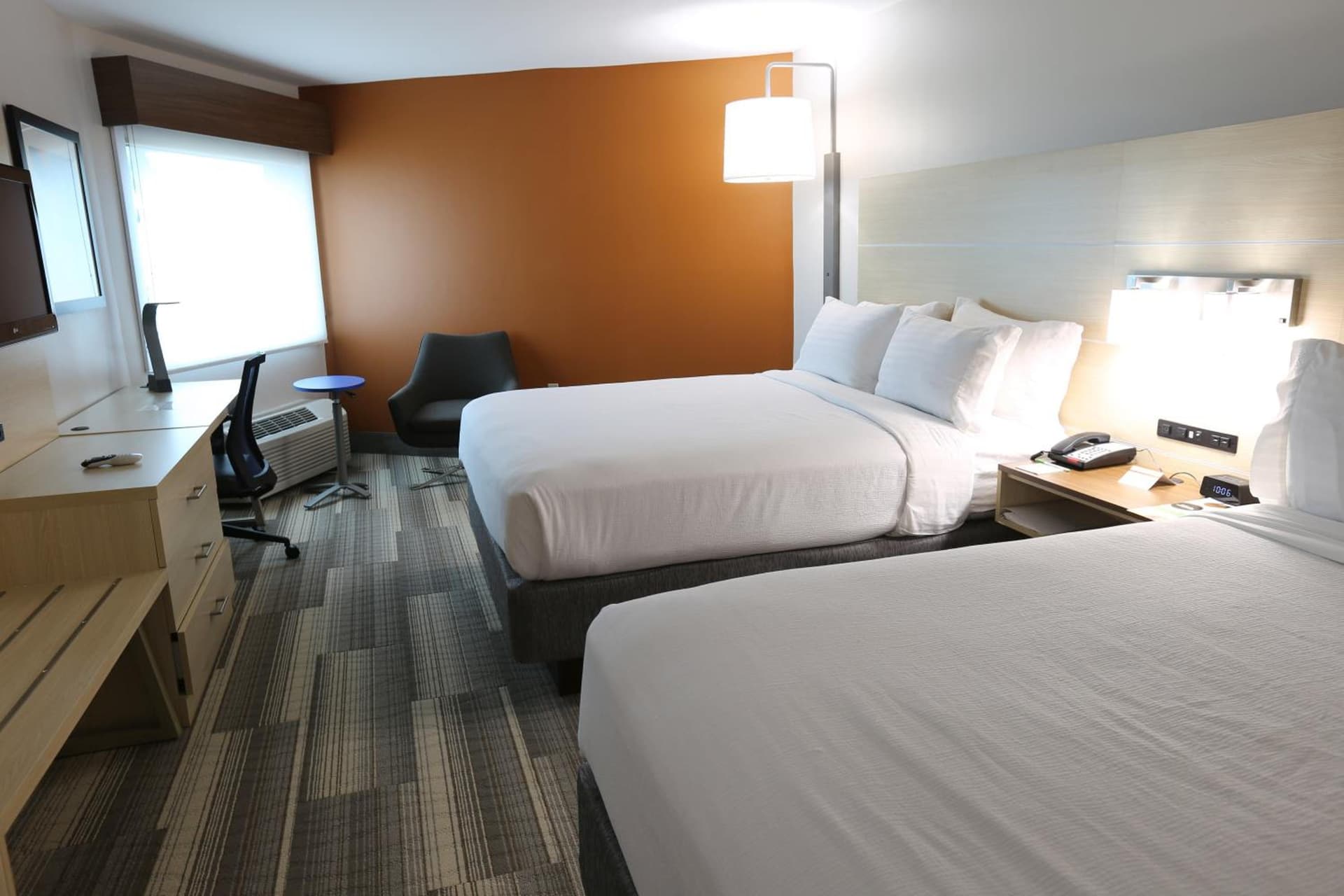 Holiday Inn Express - Biloxi - Beach Blvd by IHG gallery photo in Biloxi, MS — image 14