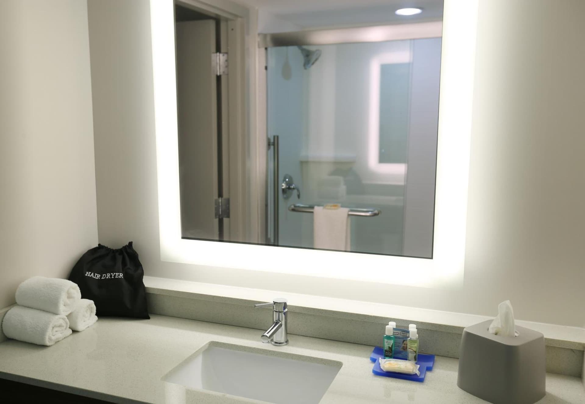 Holiday Inn Express - Biloxi - Beach Blvd by IHG gallery photo in Biloxi, MS — image 29