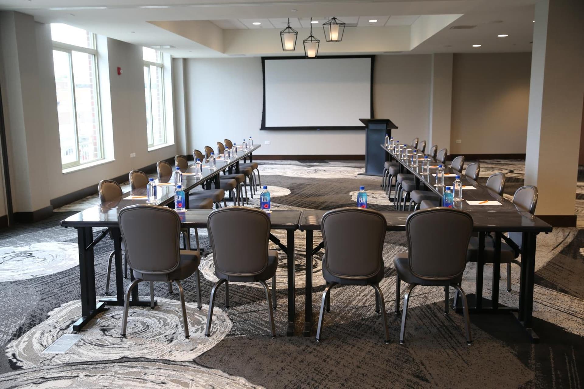 Hotel Indigo Naperville Riverwalk by IHG gallery photo in Naperville, IL — image 11