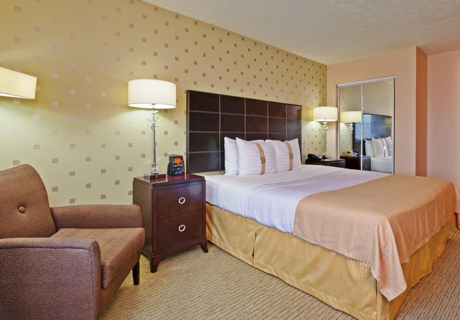Holiday Inn Bloomington-University Area by IHG gallery photo in Bloomington, IN — image 12