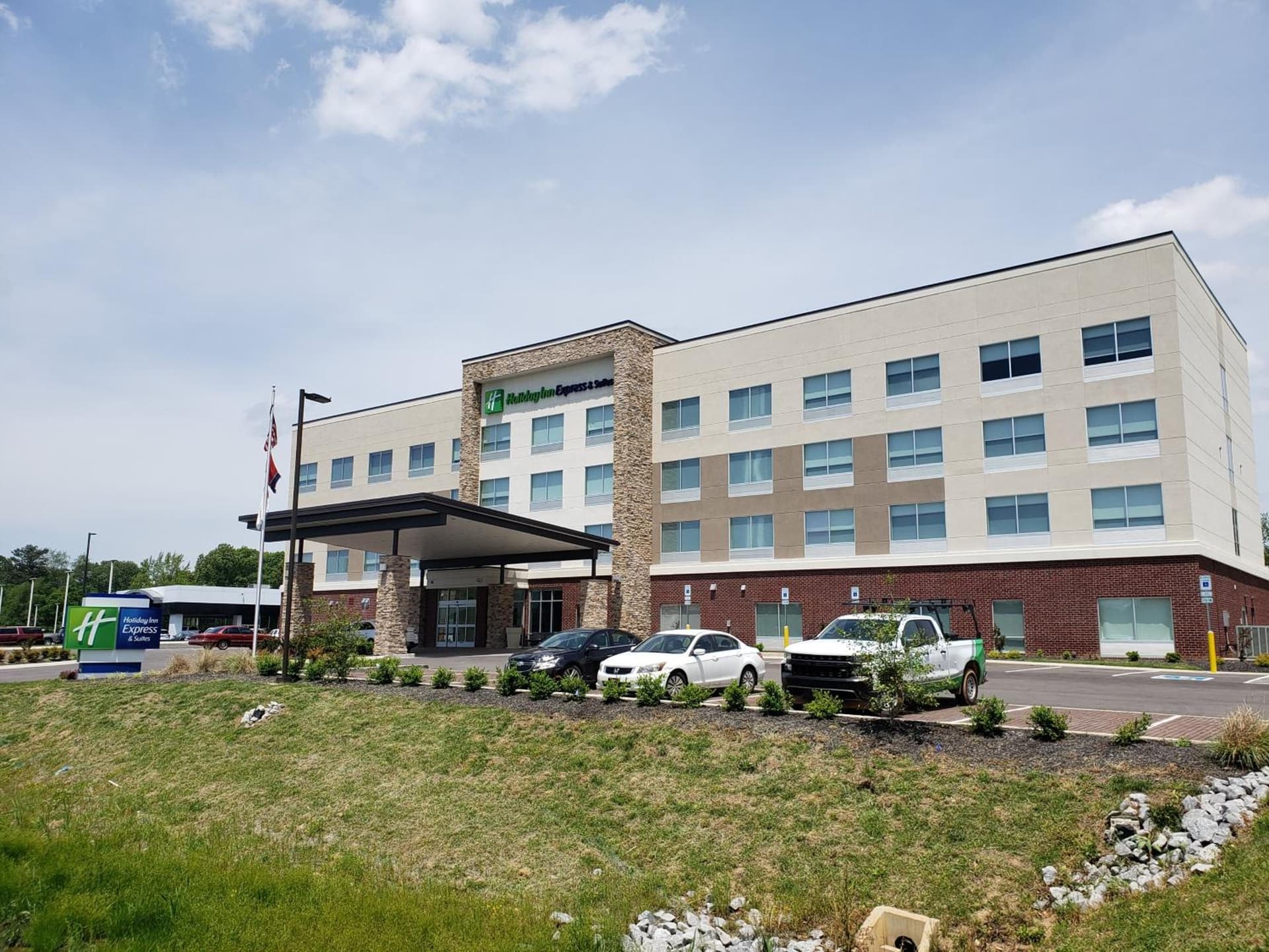 Holiday Inn Express & Suites Nashville North - Springfield by IHG featured exterior or lobby in Springfield, TN — similar hotel