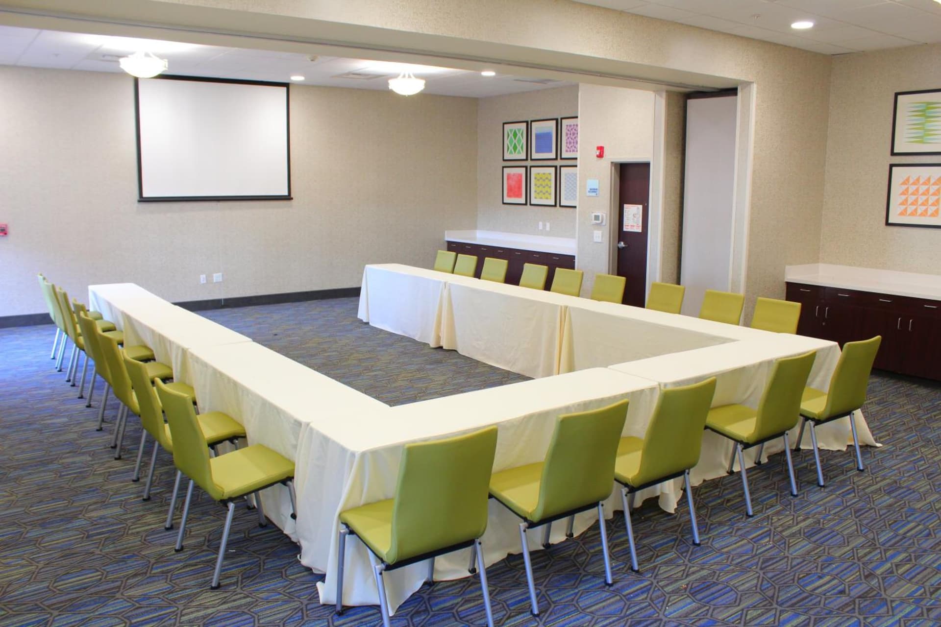 Holiday Inn Express Hotel & Suites Napa Valley-American Canyon by IHG gallery photo in American Canyon, CA — image 15