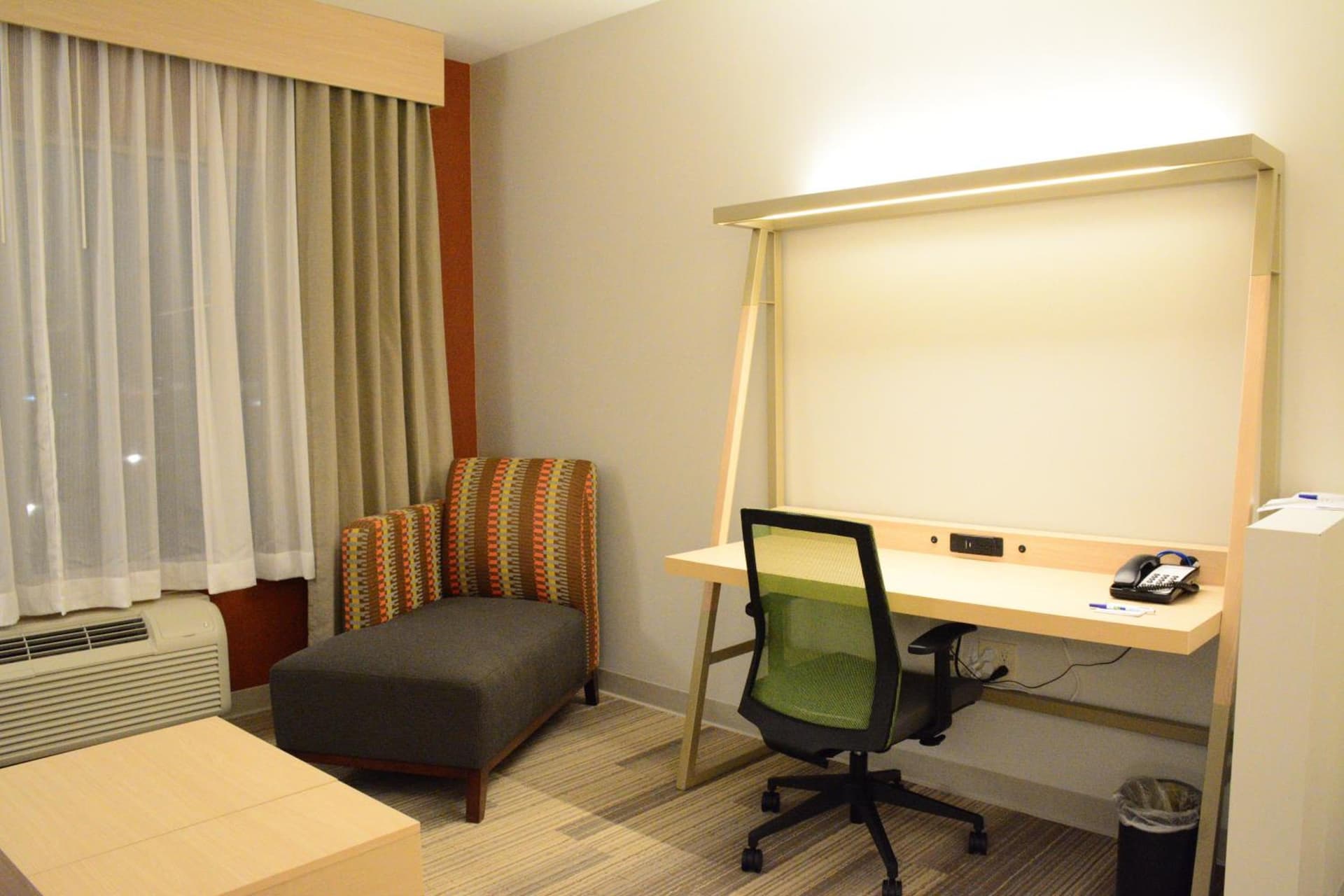 Holiday Inn Express & Suites Lexington Park California by IHG gallery photo in California, MD — image 31