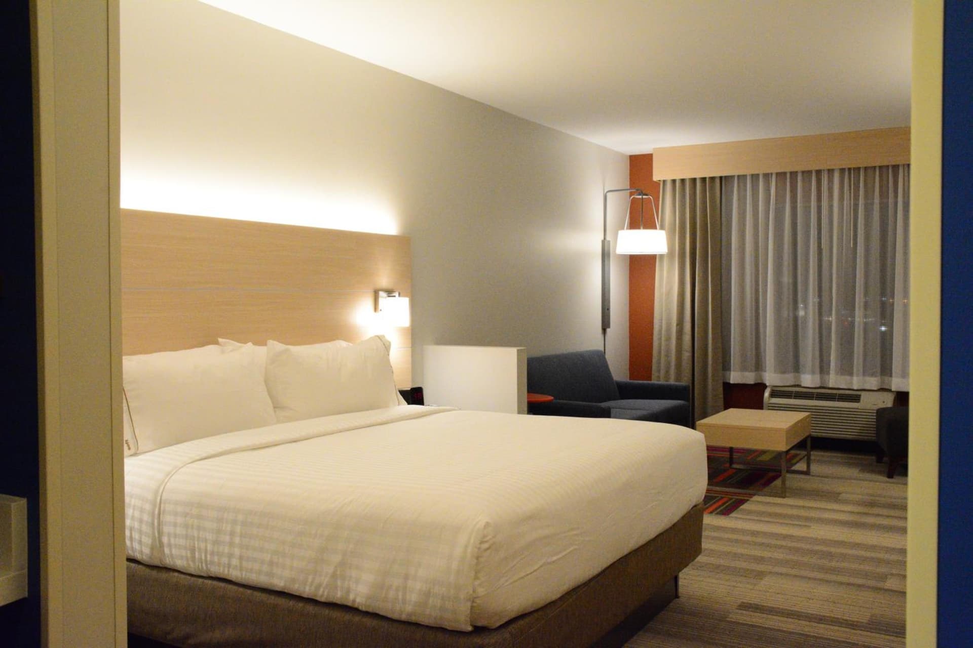 Holiday Inn Express & Suites Lexington Park California by IHG gallery photo in California, MD — image 26