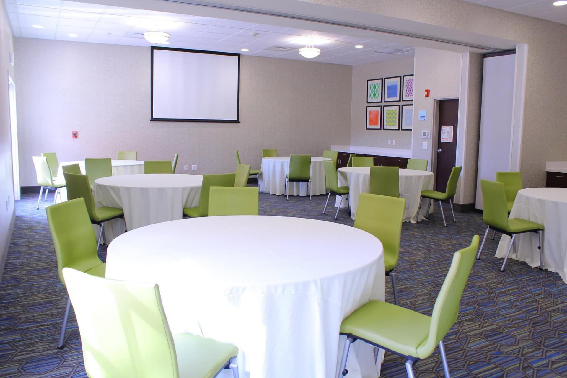 Holiday Inn Express Hotel & Suites Napa Valley-American Canyon by IHG gallery photo in American Canyon, CA — image 28