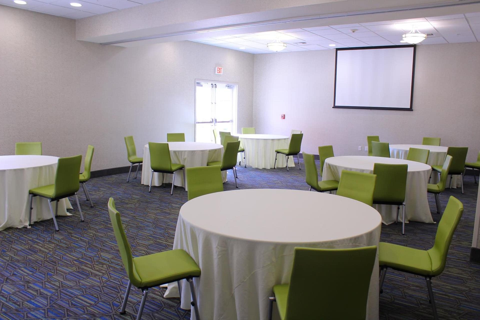 Holiday Inn Express Hotel & Suites Napa Valley-American Canyon by IHG gallery photo in American Canyon, CA — image 17