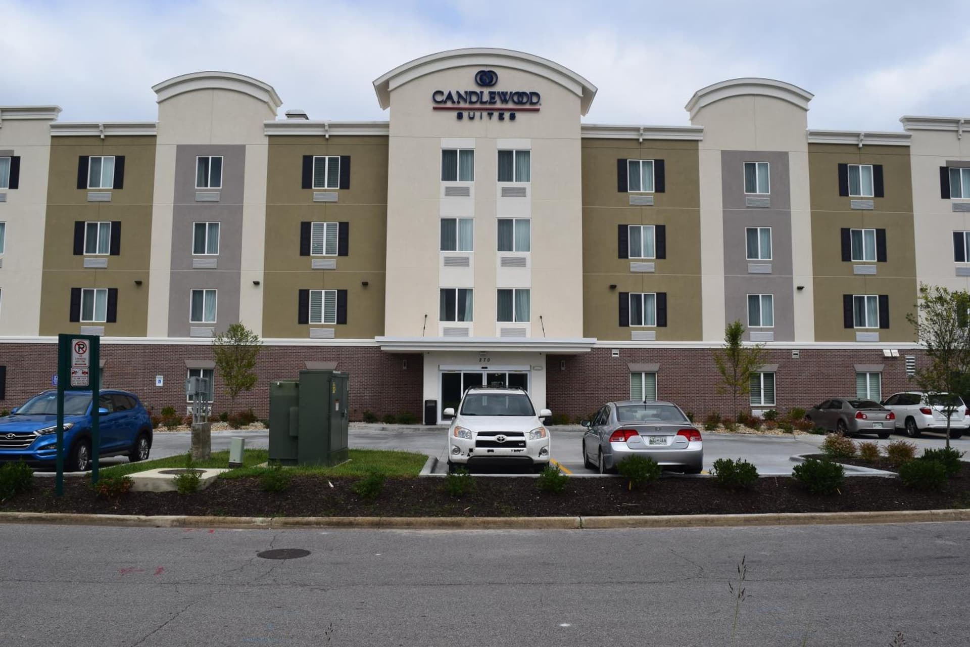 Candlewood Suites - Nashville Metro Center by IHG featured exterior or lobby in Nashville, TN — similar hotel