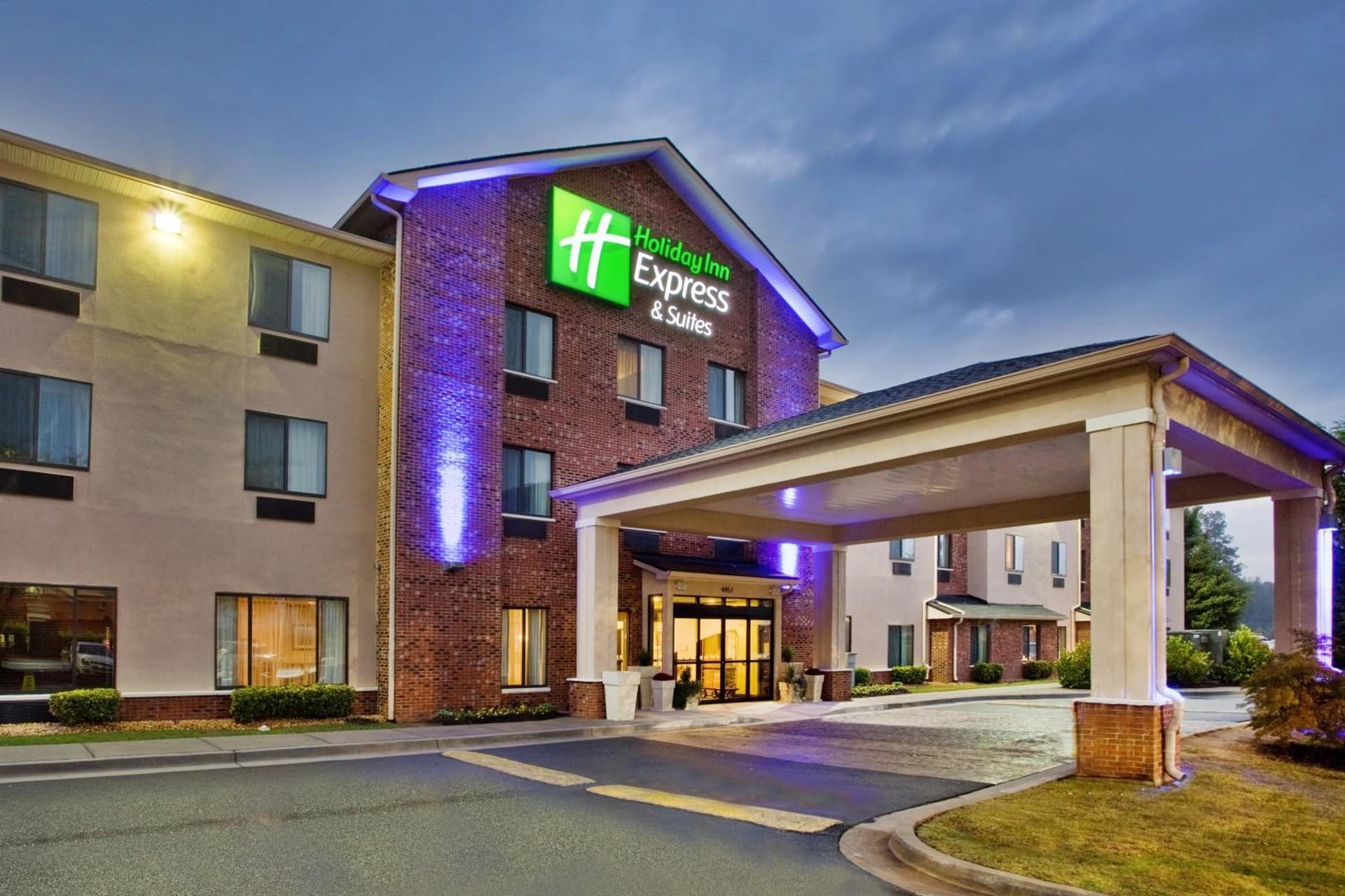 Holiday Inn Express & Suites Buford NE - Lake Lanier by IHG gallery photo in Buford, GA — image 8