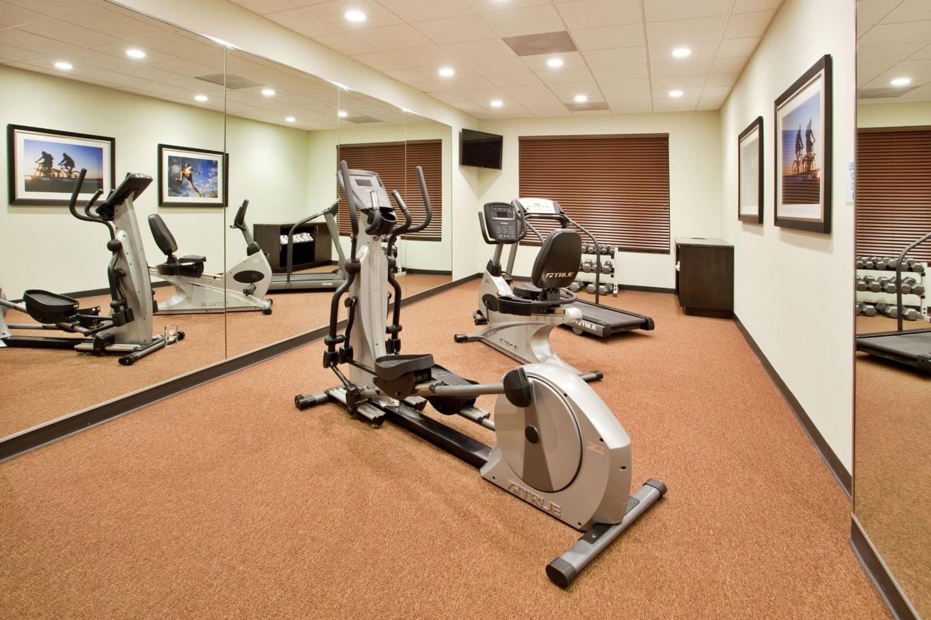 Holiday Inn Express & Suites Buford NE - Lake Lanier by IHG property views in Buford, GA — gallery photo 3