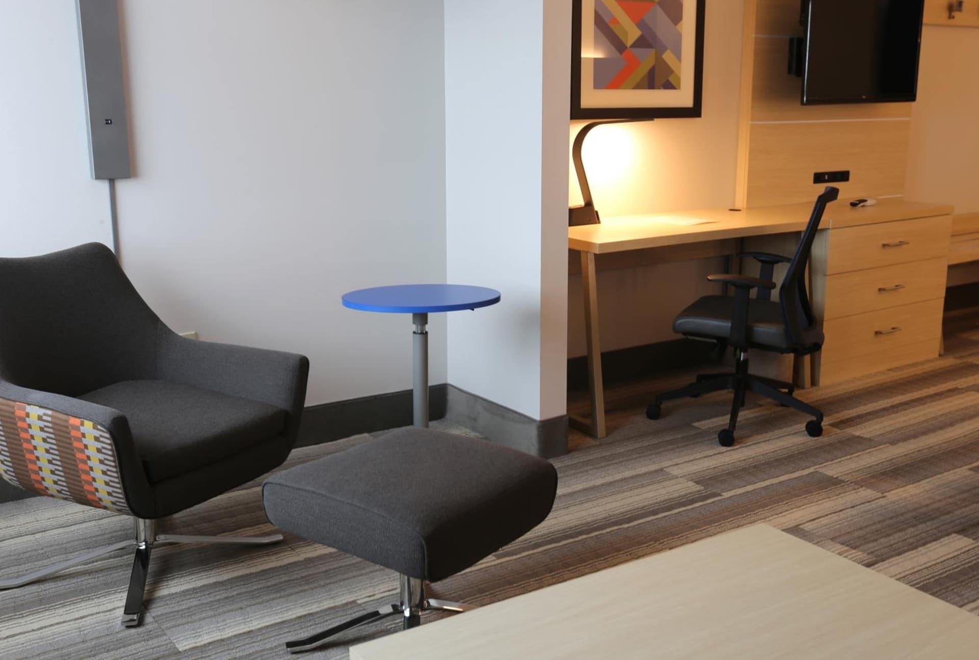 Holiday Inn Express - Biloxi - Beach Blvd by IHG gallery photo in Biloxi, MS — image 4