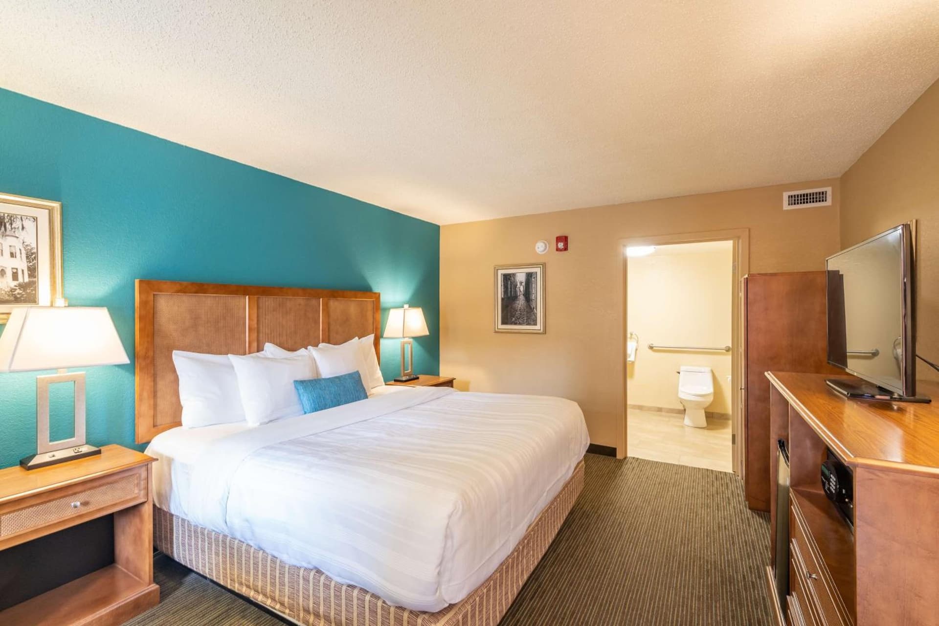Best Western Charleston Inn gallery photo in Charleston, SC — image 38