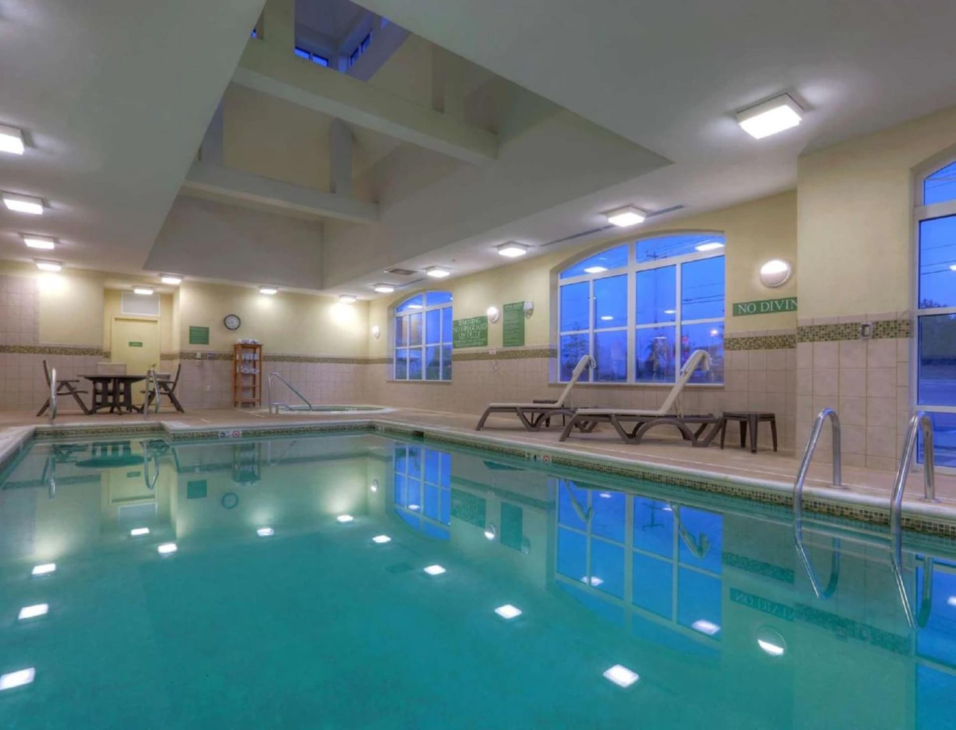 Country Inn & Suites by Radisson, Fredericksburg, VA gallery photo in Fredericksburg, VA — image 11