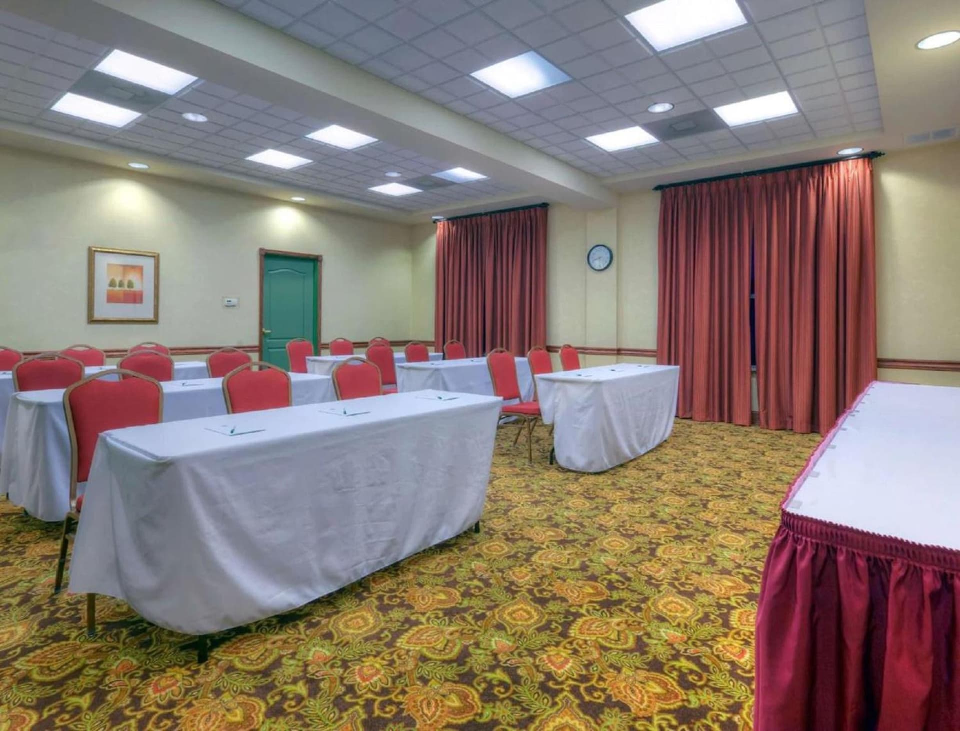 Country Inn & Suites by Radisson, Fredericksburg, VA interior in Fredericksburg, VA — gallery photo 2