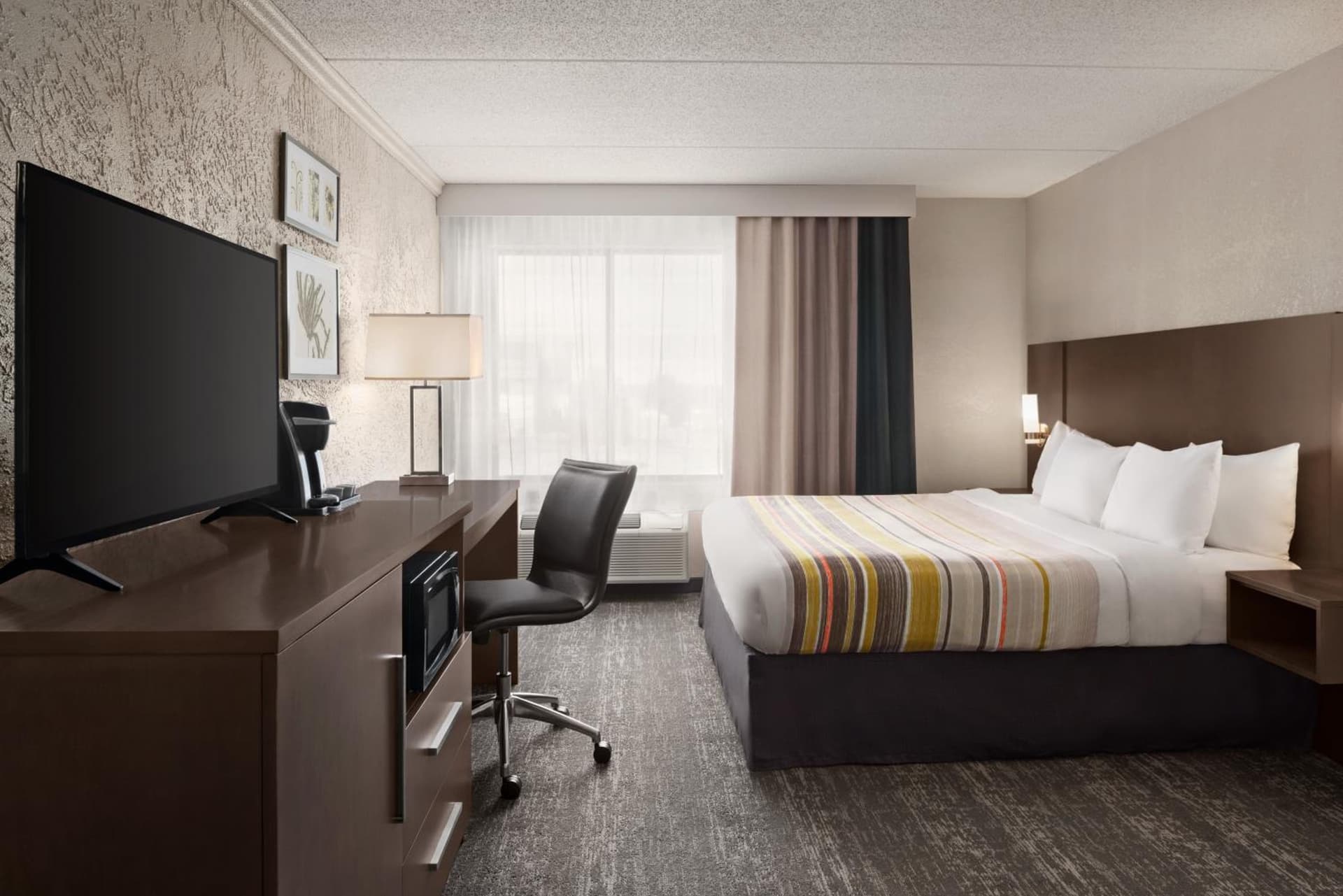 Country Inn & Suites by Radisson, Mt Pleasant-Racine West, WI gallery photo in Sturtevant, WI — image 68